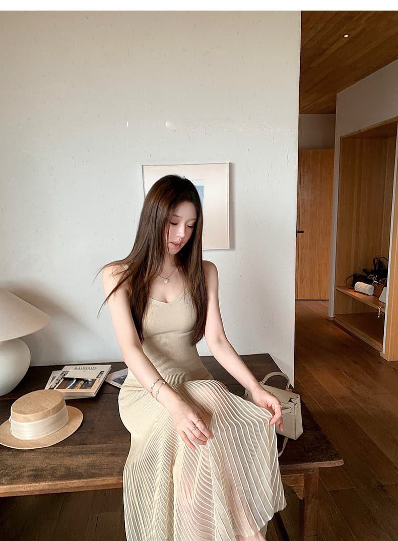 해변가 휴가 캐주얼 세트 여성 여름 얇은 스타일 자외선 차단 오픈 가디건 슬립 맨위 슬림해 보이는 반신 스커트 3종 세트 상세 이미지 13