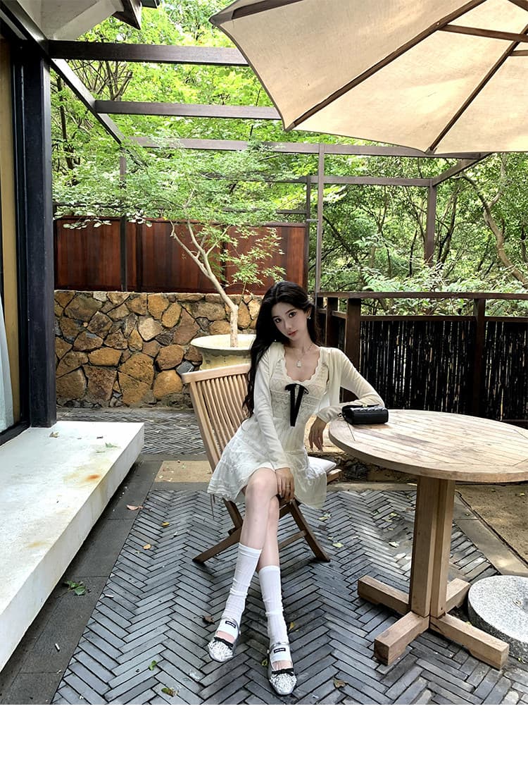 2026 프랑스식 V넥 레이스 니트 여성 드레스 여름 새로운 허리 수축 슬림해 보이는 민소매 순수한 욕망 바람 한 마디 미니 스커트 상세 이미지 32