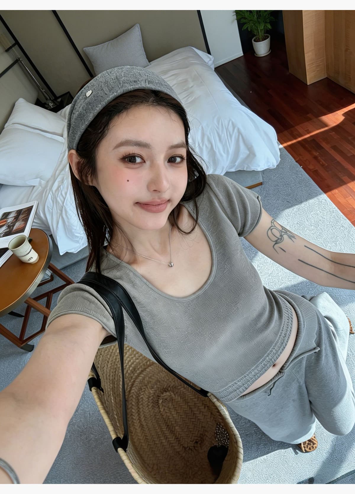 뒤집다 접기 단추 허리 머리 루즈핏 니트 와이드 레그 팬츠 세트 여성 여름 u 수신 Pleat 쇼트 스타일 이슬 뼈의 반팔 투피스 세트 상세 이미지 13