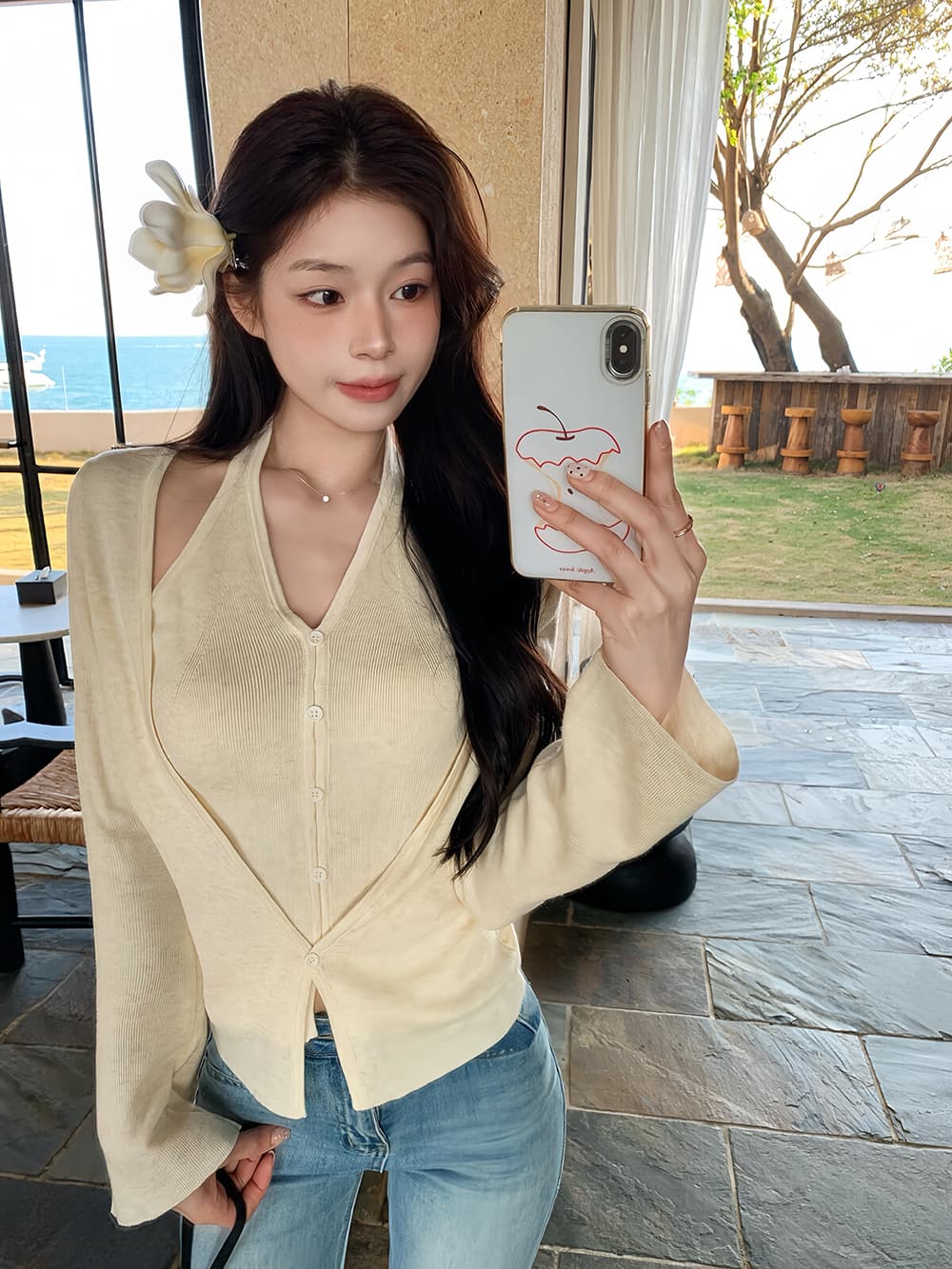 2026 가을 페이크 레이어드 행침 목 니트 맨위 여성 V넥 나팔 소매 몸매 가꾸기 쇼트 스타일 순수한 욕망 바람 긴팔 기본 셔츠