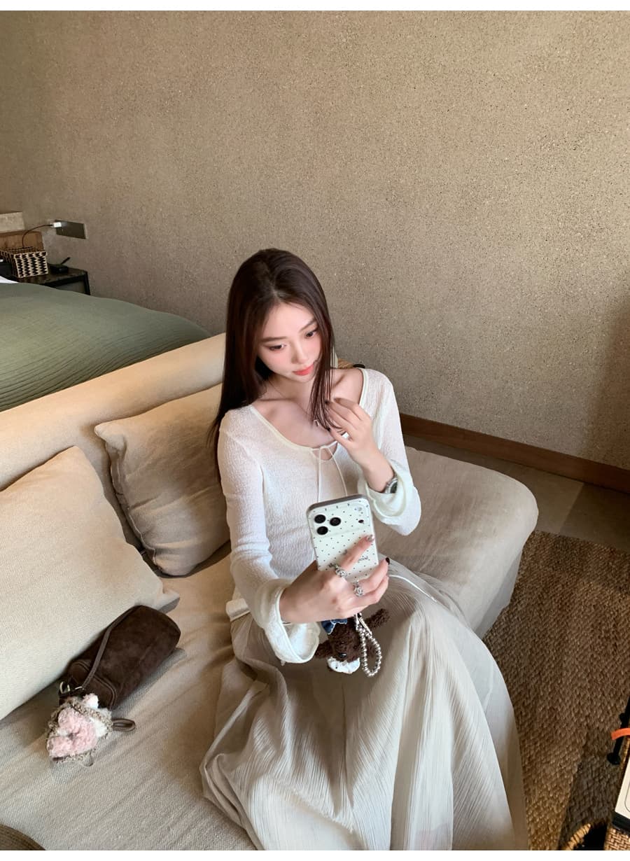 V넥 레이스업 질감 센스 긴팔 맨위 여성 부드러운 나팔 소매 얇은 스타일 통기성 슬림해 보이는 분위기 센스 만나는 작은 셔츠 상세 이미지 12