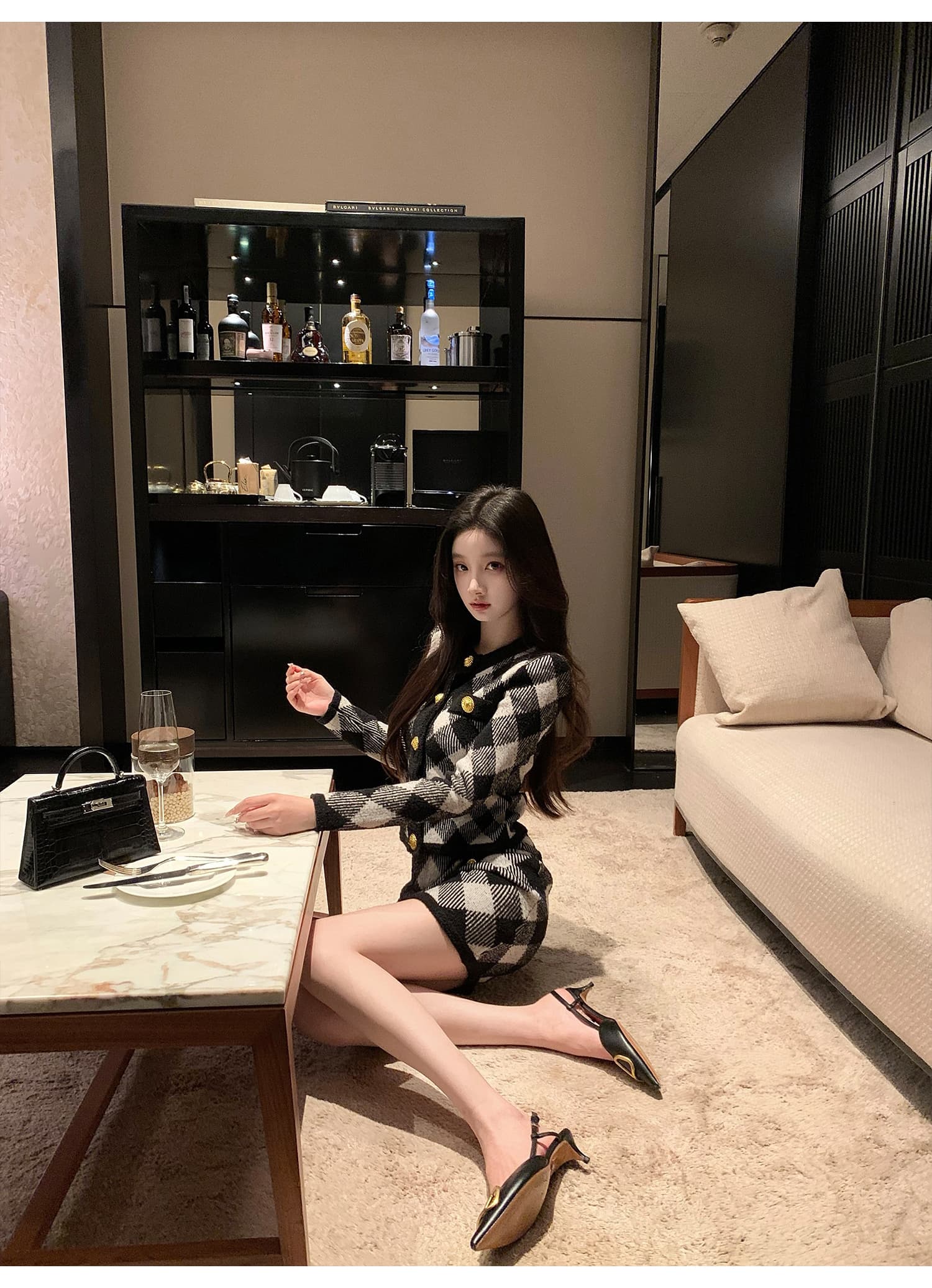 작은 샤넬 스타일 다이아몬드 모양 체크무늬 투피스 세트 라운드 넥 금속 단추 긴팔 재킷 하이웨이스트 타이트 스커트 반신 미니 스커트 세트 상세 이미지 13