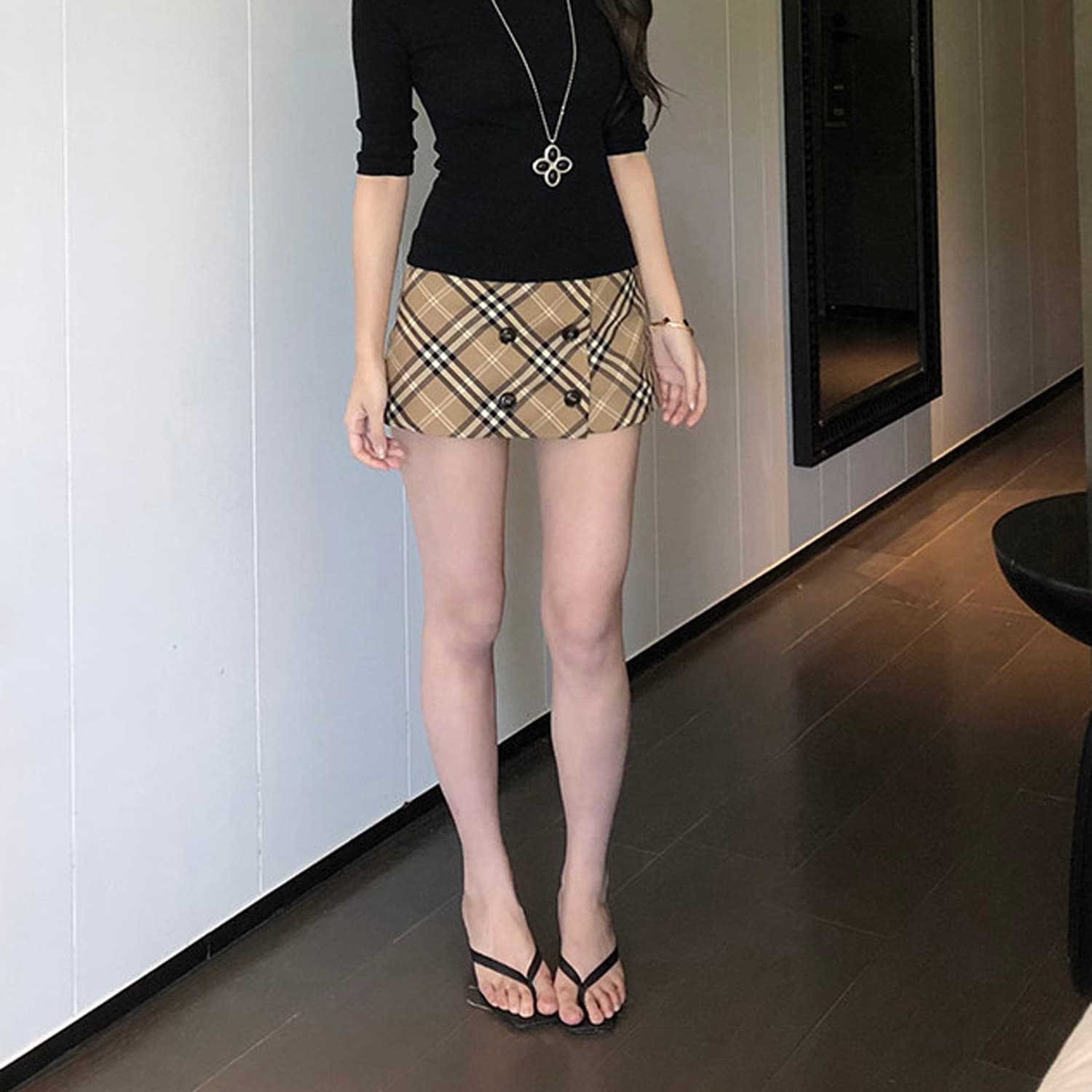 카키 색 체크무늬 반신 스커트 여성 하이웨이스트 슬림해 보이는 여름 A라인 스커트 품격 핫걸 노출 방지 타이트 스커트 짧은 치마 상세 이미지 6