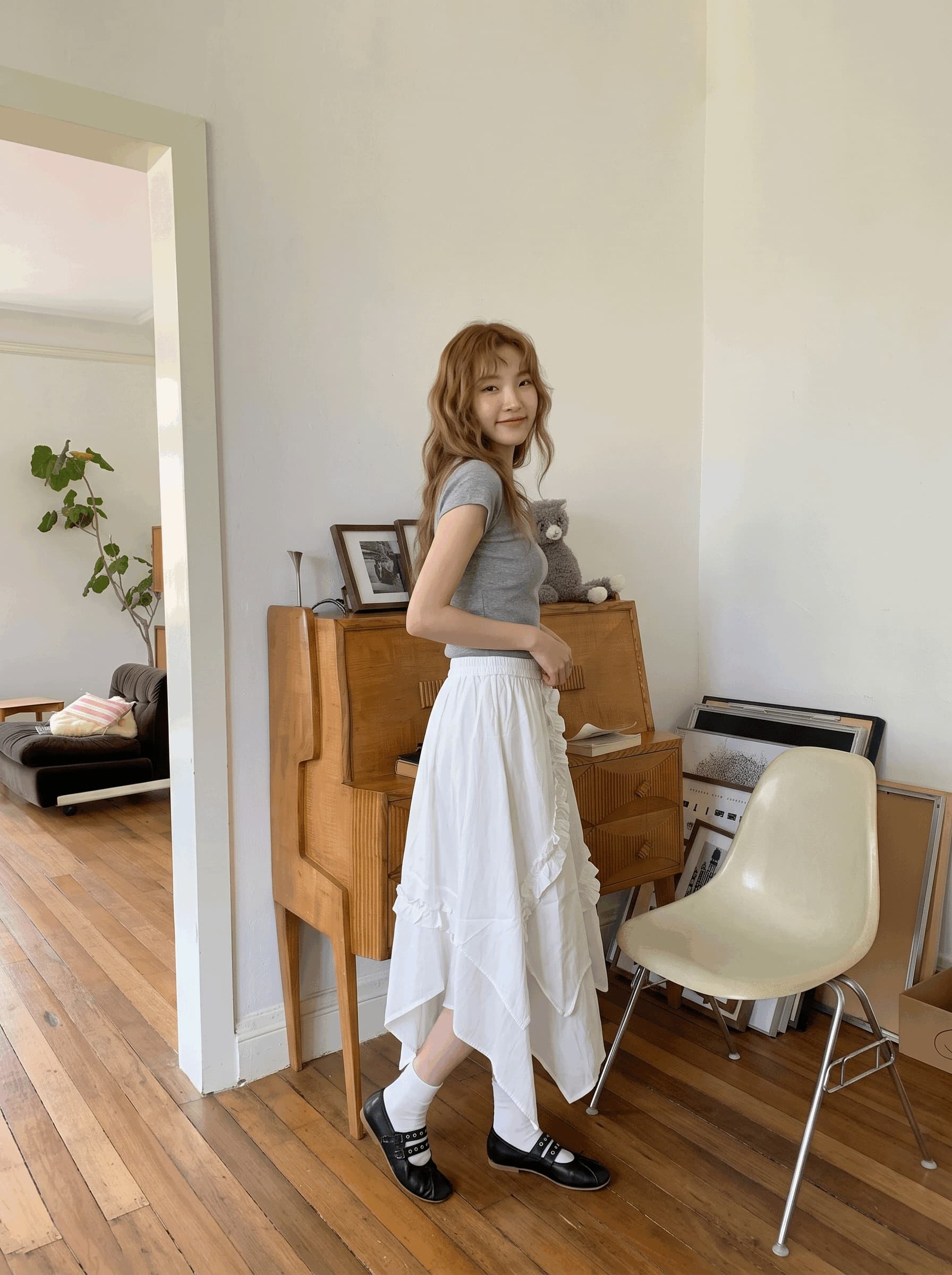 검정색 불규칙 반신 스커트 여성 2026 새로운 이른 봄 빅 사이즈 지방 mm 슬림해 보이는 한 마디 프릴 반 스커트 롱 스커트 상세 이미지 4