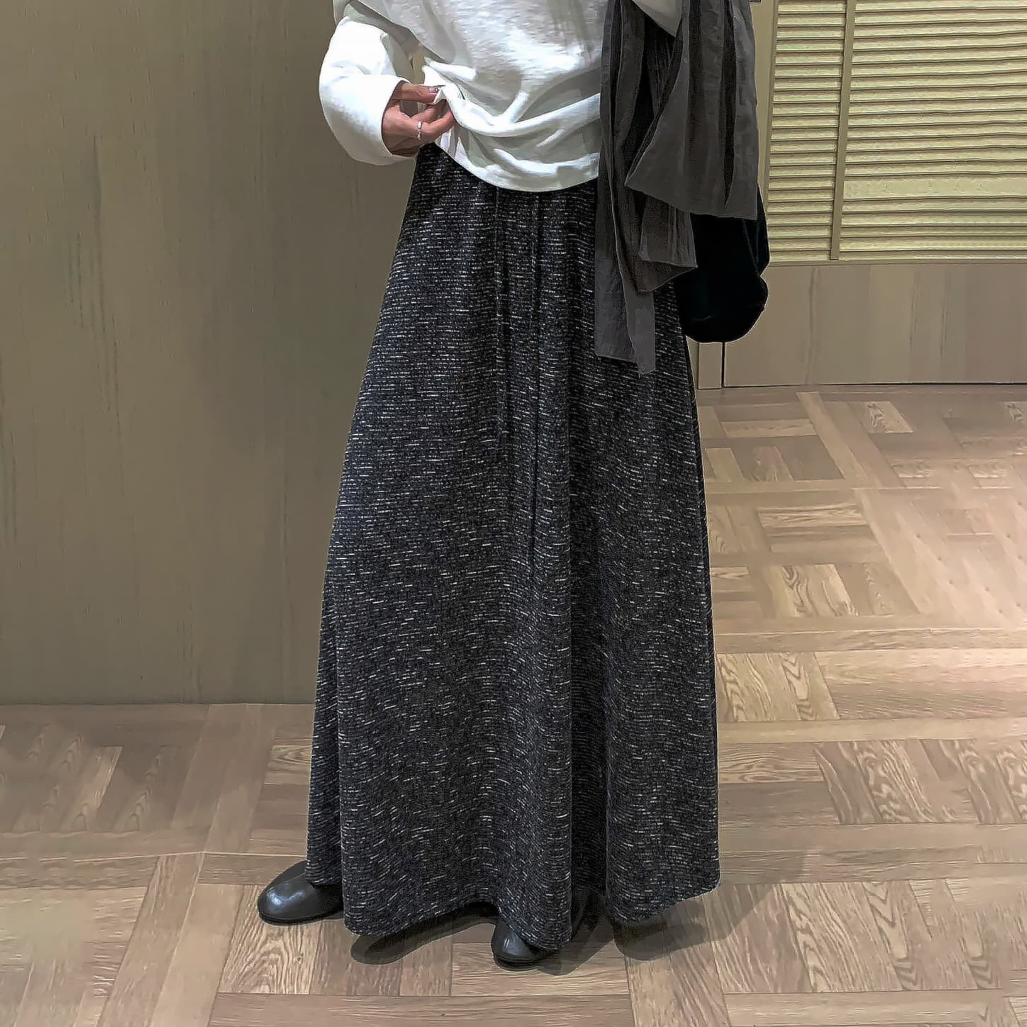가을 새로운 한국 스타일 루즈핏 슬림해 보이는 다용도 종이 치마 한 마디 빅 플레어 스커트 한 부서 허리밴드 익스트림 제인 슬림해 보이는 품격 이미지 4