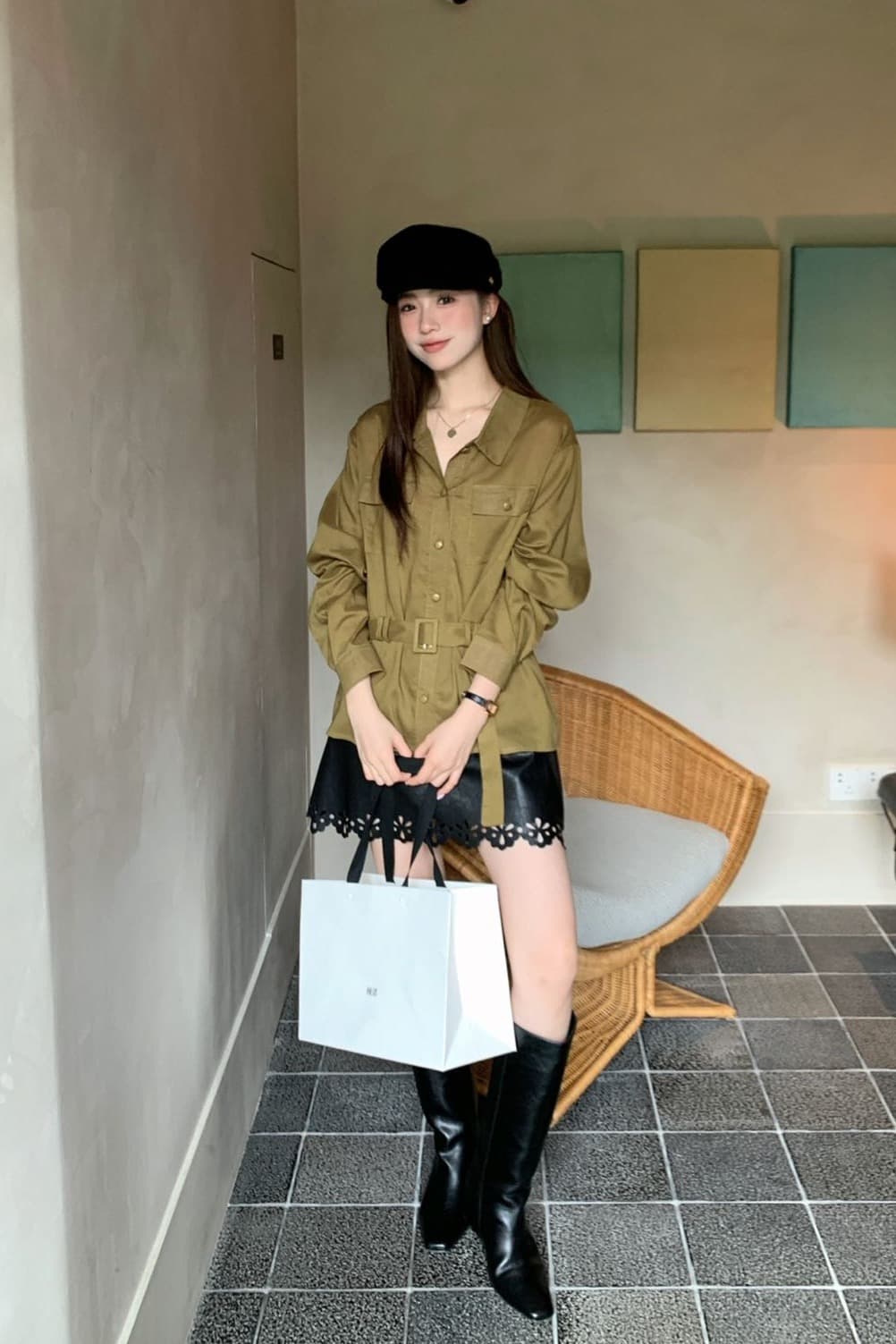 복잡한 고대 돈 바람 디자인 센스 폴로 칼라 루즈핏 셔츠 루즈핏 워크웨어 바람 벨트 코디 카디건 코트 품격 여성 이미지 6