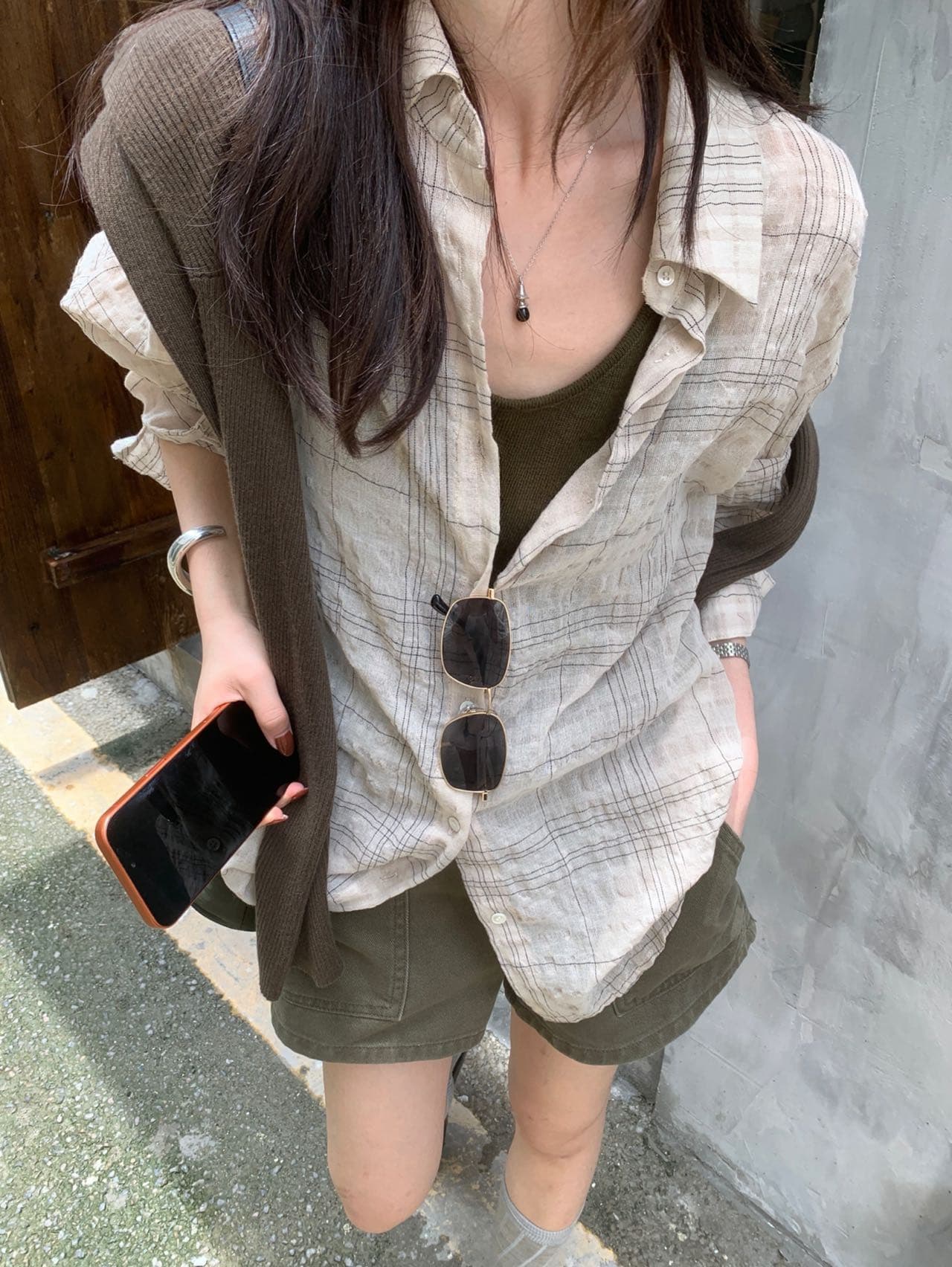 한국 동대문 가을 새로운 한 부서 레트로 느긋한 질감 센스 체크무늬 긴팔 자외선 차단 셔츠 루즈핏 맨위 이미지 4