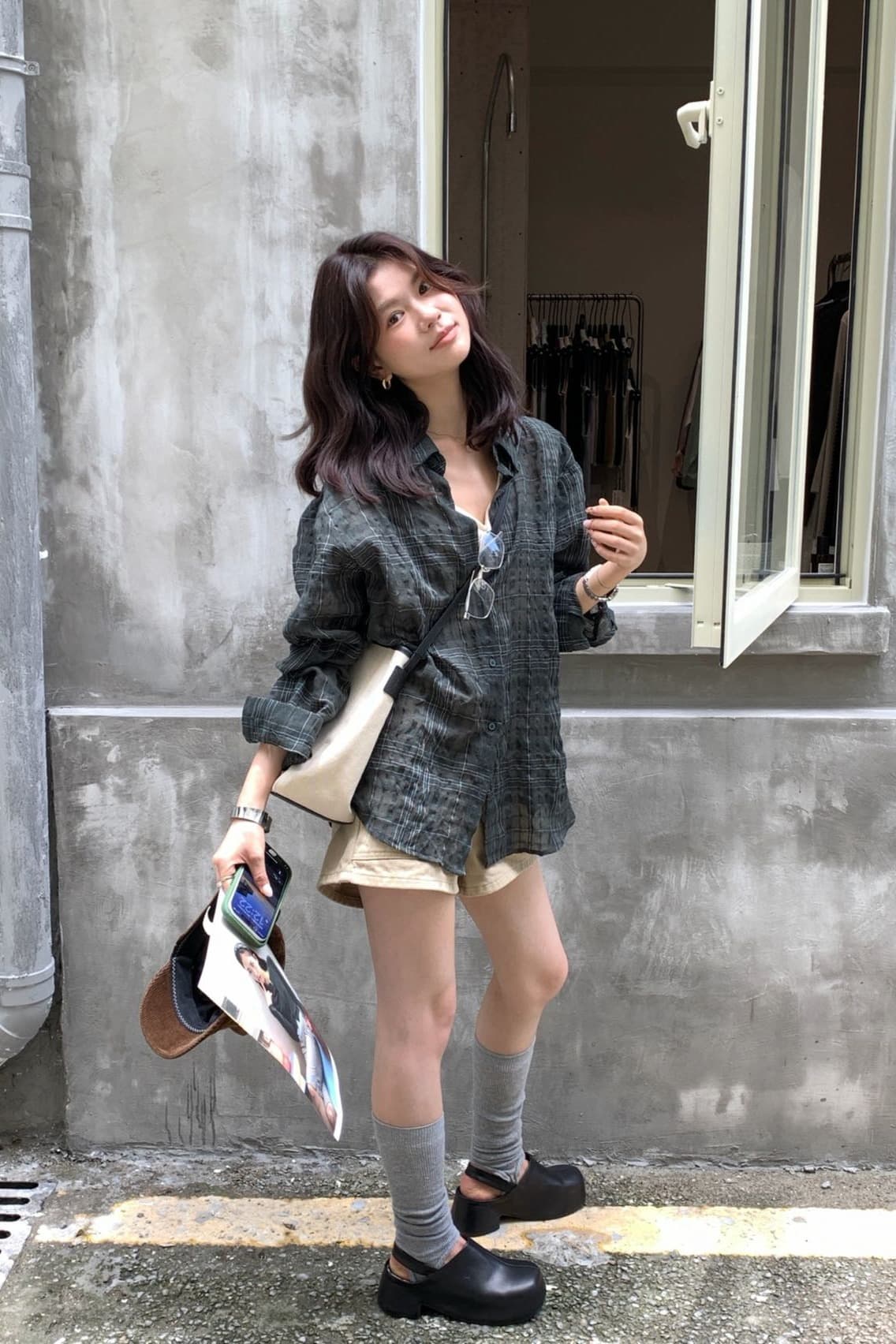 한국 동대문 가을 새로운 한 부서 레트로 느긋한 질감 센스 체크무늬 긴팔 자외선 차단 셔츠 루즈핏 맨위 이미지 6