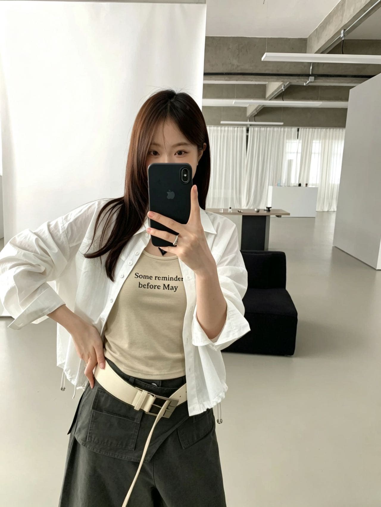 이른 가을 미니멀리즘 폴로 칼라 펌프 로프 디자인 센스 쇼트 스타일 셔츠 스택 착용 알파벳 프린트 조끼 세트 여성 상세 이미지 7