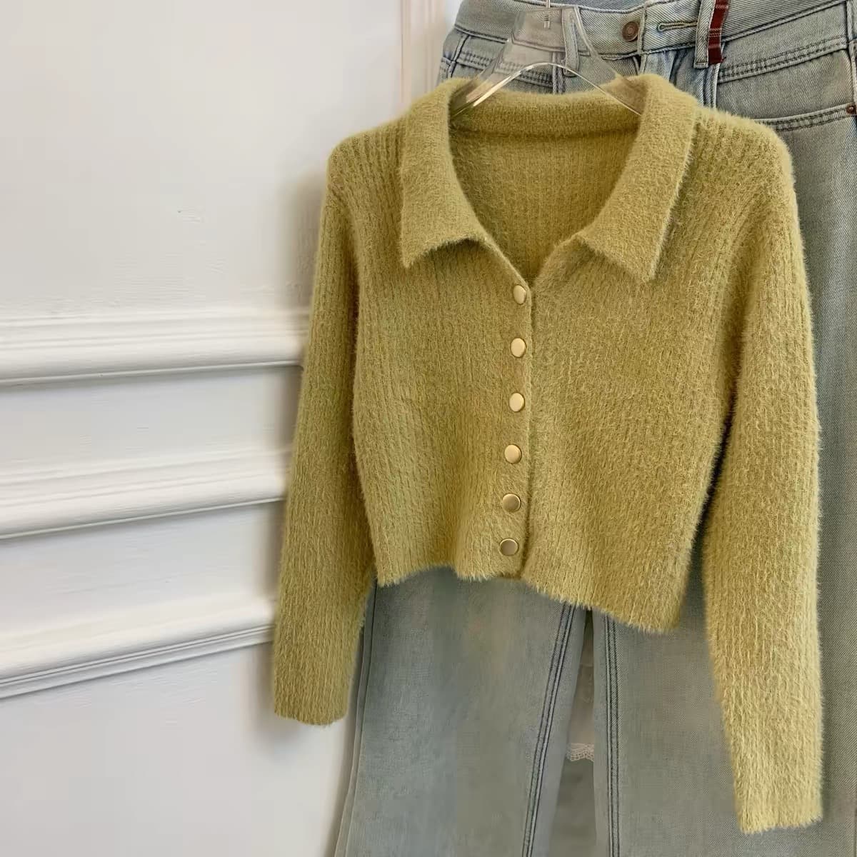 가을 겨울 새로운 POLO 칼라 스웨터 단추 고급 디자인 센스 Chic 긴팔 쇼트 스타일 니트 오픈 가디건 만나는 맨위 상세 이미지 2