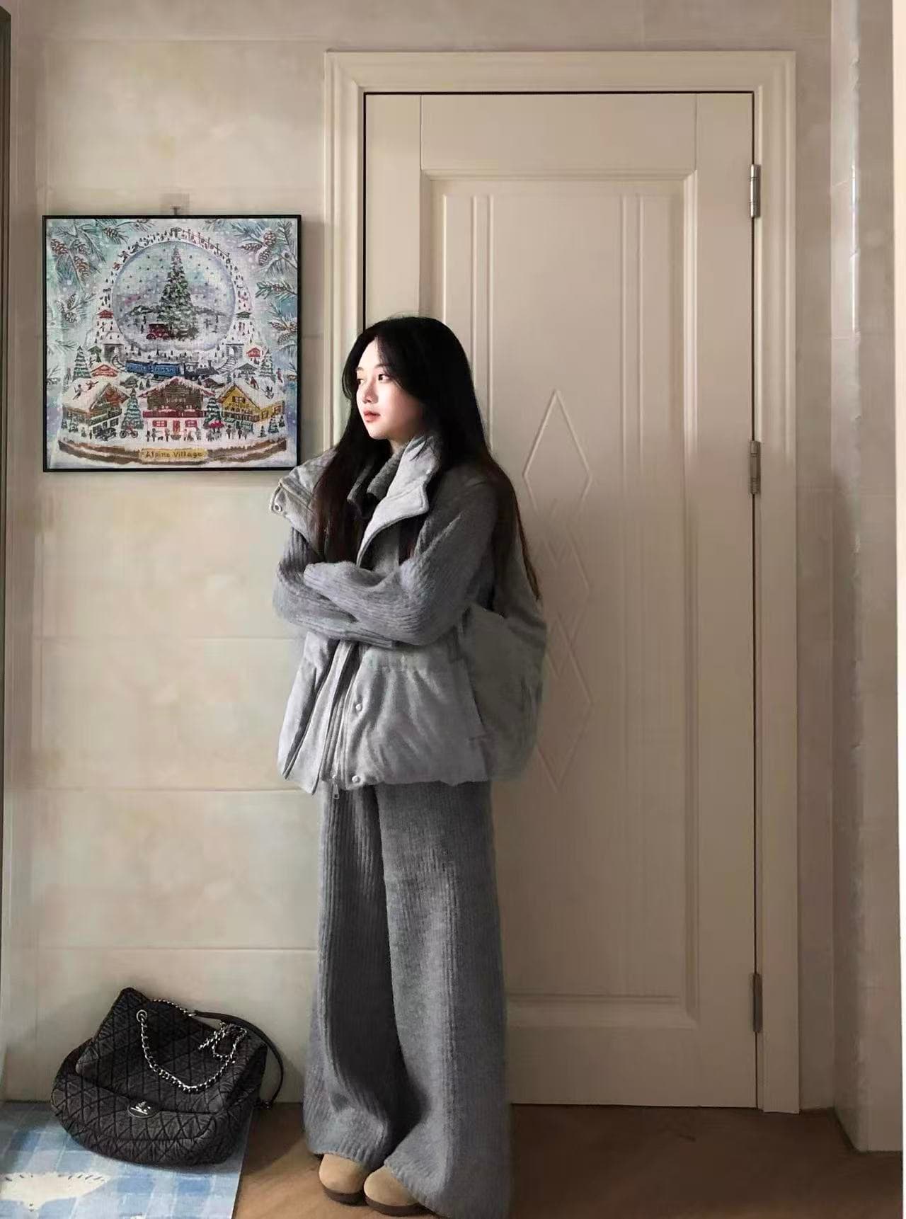 2026 겨울 보온 페이크 레이어드 스탠드 칼라 쇼트 스타일 면 의류 여성 우유 화이트 캐주얼 두꺼운 꽈배기 패치워크 니트 재킷 상세 이미지 14