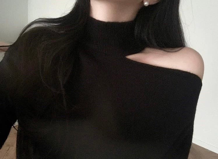 한국 chic 가을 겨울 작은 대중 품격 터틀넥 홀로우 아웃 오프숄더 디자인 루즈핏 캐주얼 다용도 긴팔 니트 스웨터 상세 이미지 43