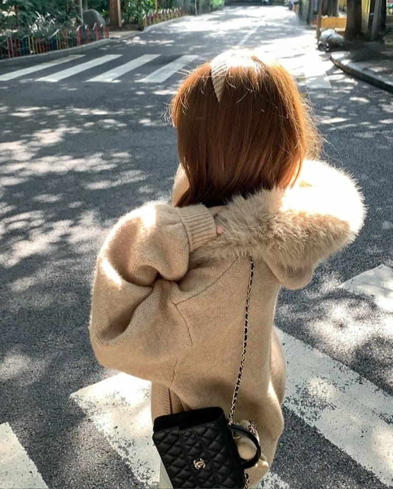 2026 새로운 큰 모피 칼라 스웨터 오픈 가디건 여성 코트 가을 겨울 루즈핏 슬림해 보이는 부드러운 찹쌀 니트 스웨터 상세 이미지 6