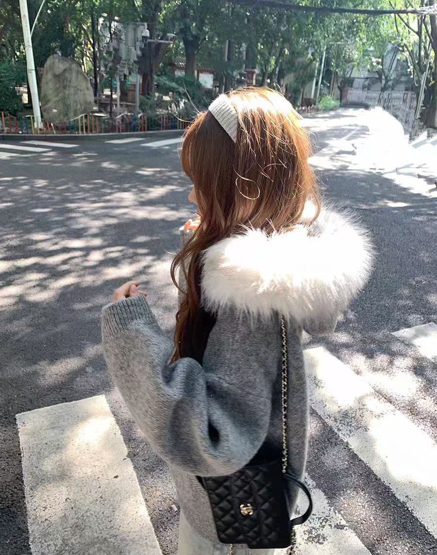 2026 새로운 큰 모피 칼라 스웨터 오픈 가디건 여성 코트 가을 겨울 루즈핏 슬림해 보이는 부드러운 찹쌀 니트 스웨터 상세 이미지 8