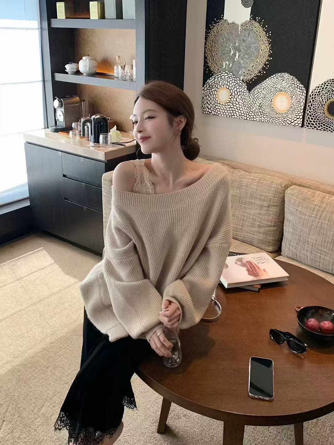 패션 오프숄더 순수한 욕망 바람 우아한 화이트 티 느긋한 바람이 아닙니다. 규칙 밑단 루즈핏 캐주얼 풀오버 상세 이미지 3
