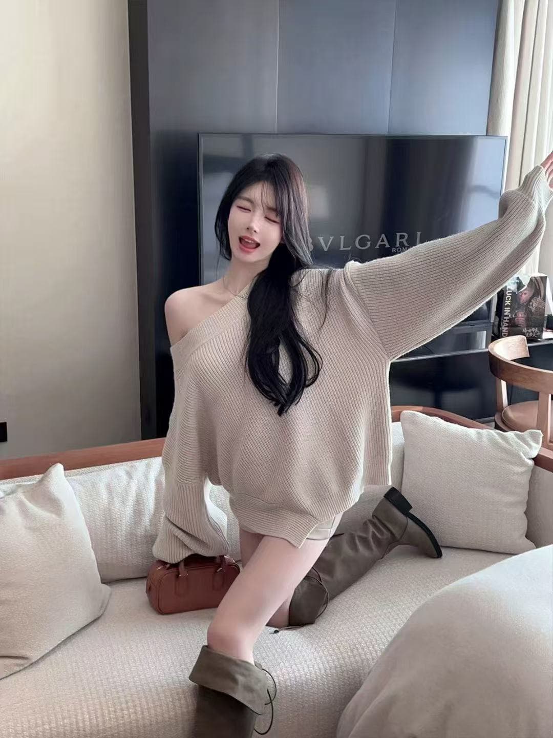 패션 오프숄더 순수한 욕망 바람 우아한 화이트 티 느긋한 바람이 아닙니다. 규칙 밑단 루즈핏 캐주얼 풀오버 상세 이미지 8