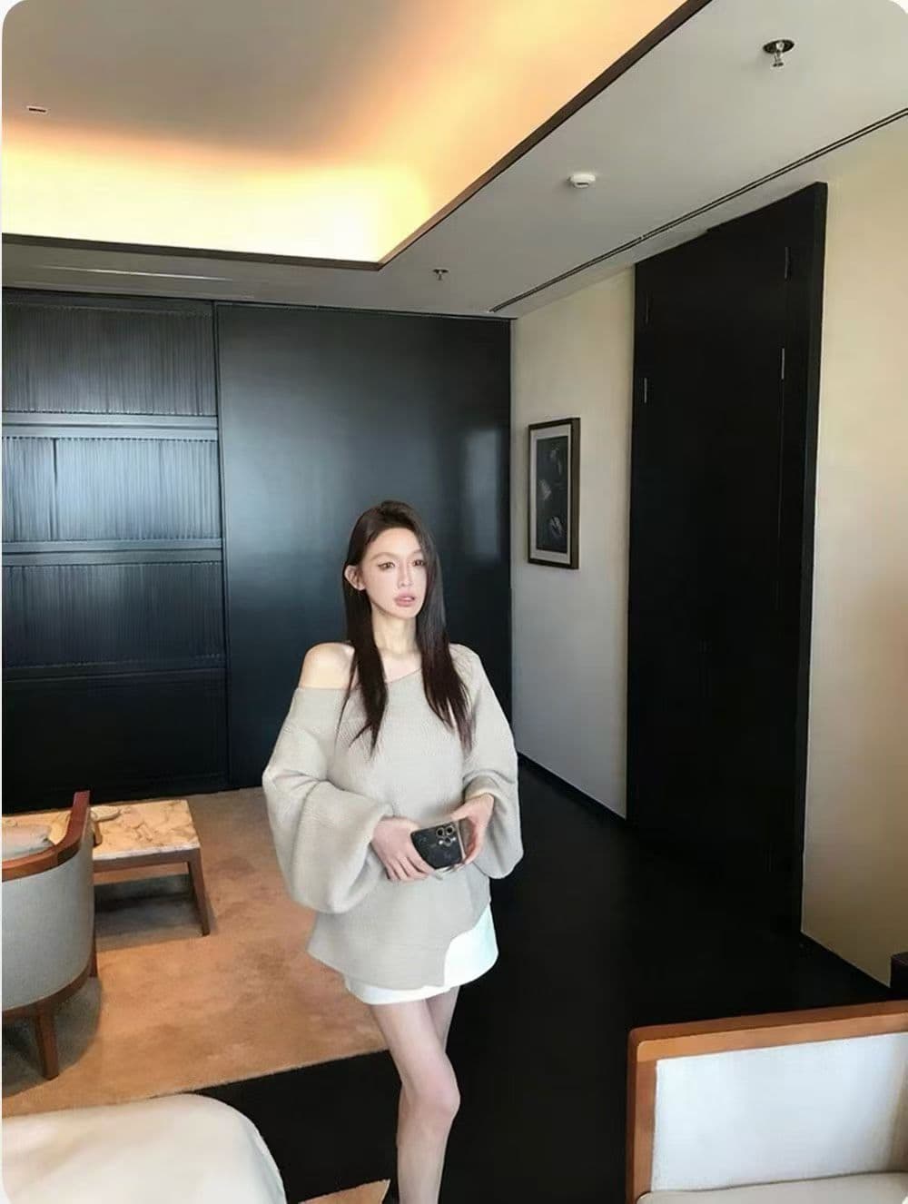 패션 오프숄더 순수한 욕망 바람 우아한 화이트 티 느긋한 바람이 아닙니다. 규칙 밑단 루즈핏 캐주얼 풀오버 상세 이미지 17