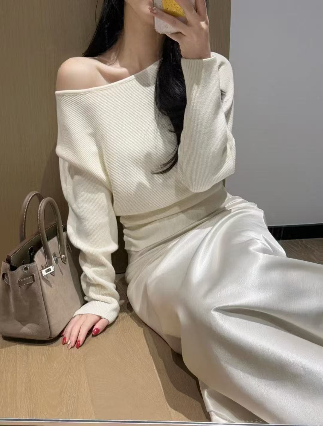 한국 chic 이른 가을 디자인 센스 주름 단추 허리 수축 슬림해 보이는 보트넥 오프숄더 긴팔 니트 스웨터 맨위 여성 상세 이미지 9