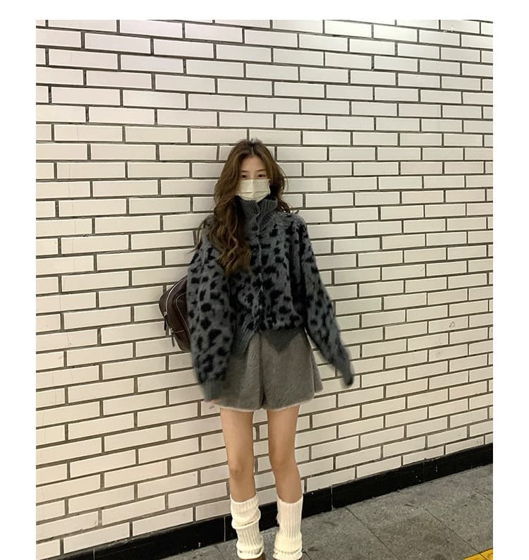 두꺼운 고급 센스 레트로 스탠드 칼라 레오파드 무늬 오픈 가디건 모피 칼라 재킷 루즈핏 스웨터 맨위 여성 상세 이미지 5