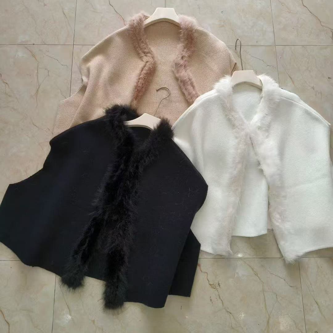 한 부서 천 금빛 바람 모방 여우 모피 칼라 루즈핏 쇼트 스타일 부드러운 민소매 숄 스웨터 이미지 5