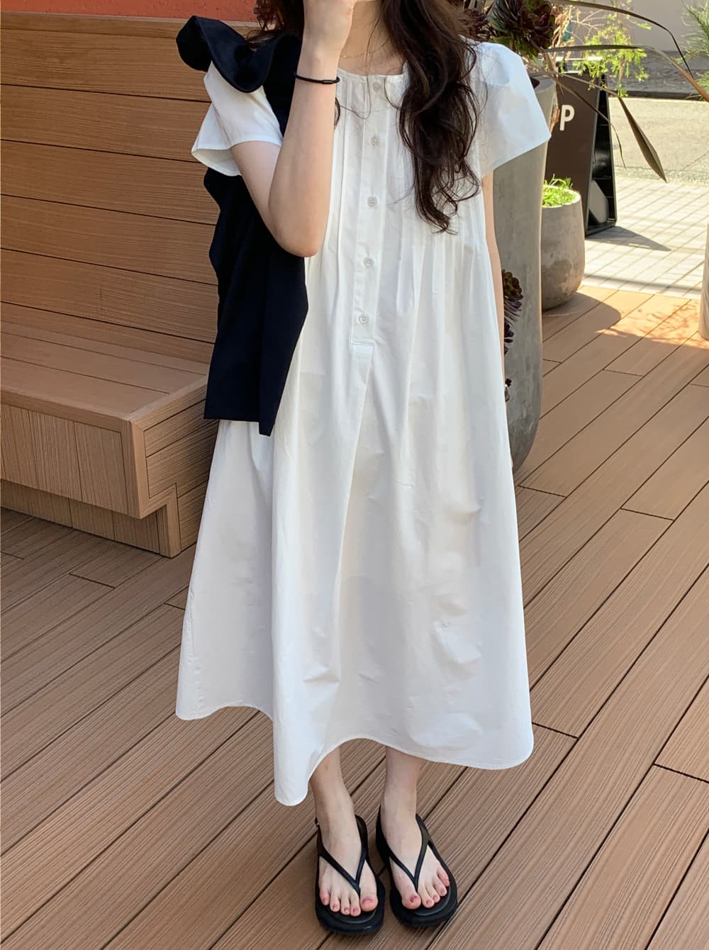 chic 여름 얇은 스타일 스트레이트 루즈핏 표지 고기 순면 프랑스식 거품 소매 플리츠 라운드 넥 드레스 상세 이미지 8