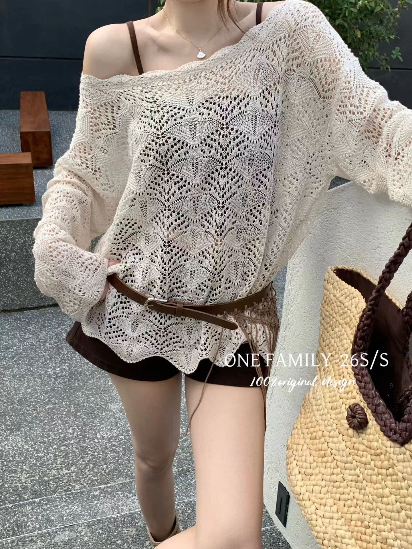 2026 년 가을 니트 홀로우 아웃 슬립 레트로 품격 패션 루즈핏 니트 티셔츠 맨위 상세 이미지 3
