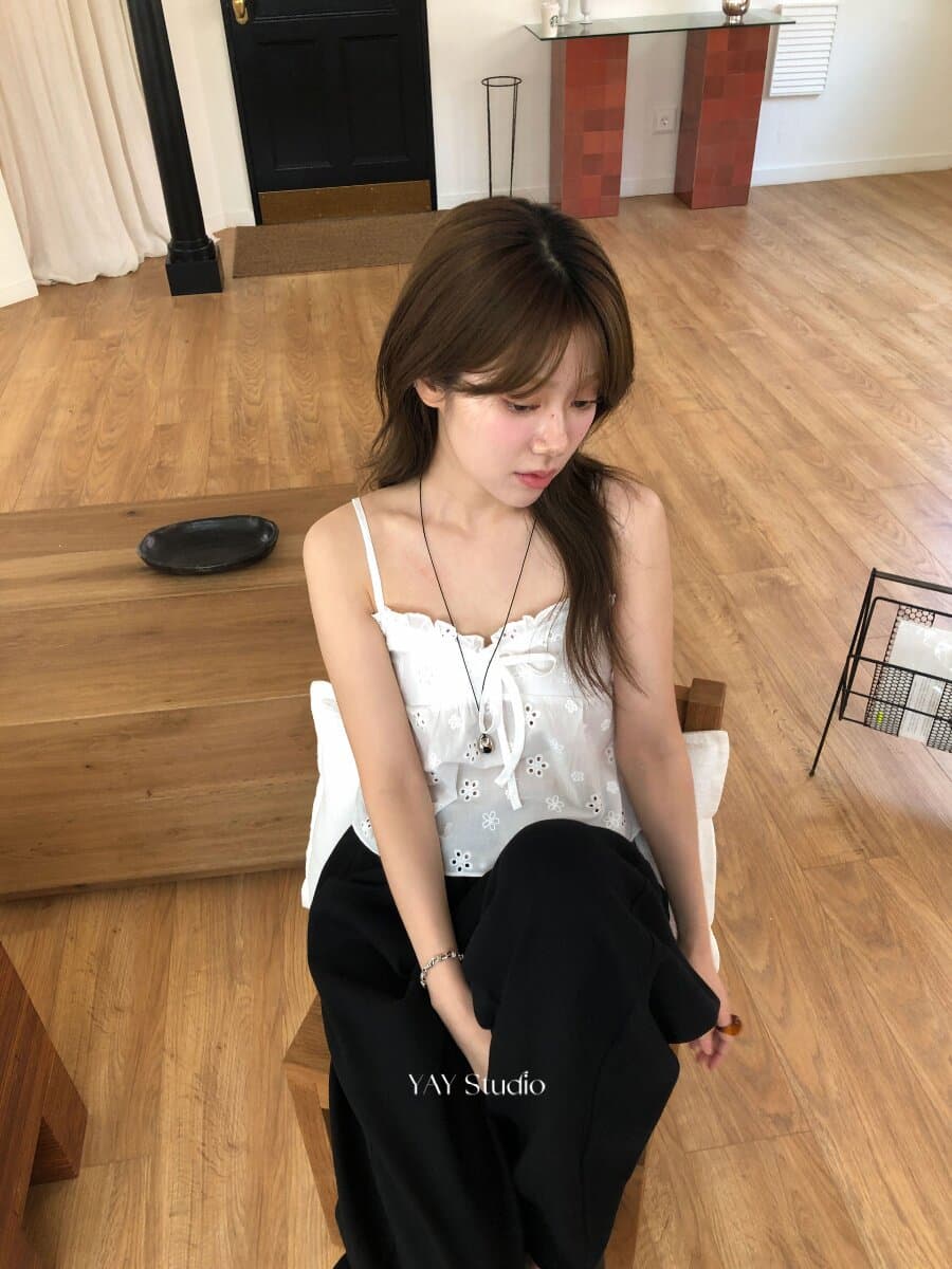 한 부서 디스플레이 얇고 작은 섹시함 다용도 만나는 외출용 홀로우 아웃 꽃 프릴 쇼트 스타일 캐미솔 상세 이미지 4