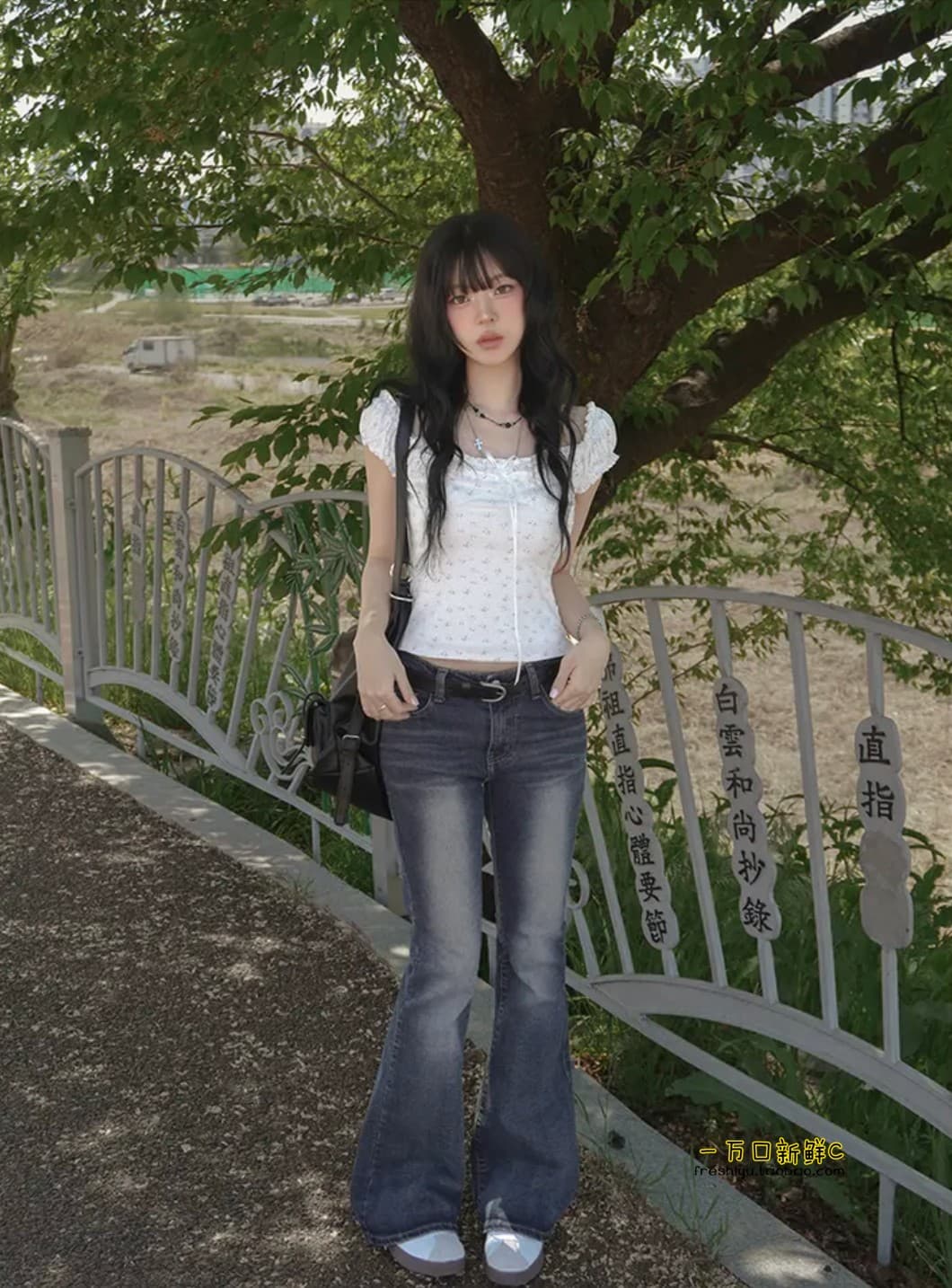 한 부서 꽃무늬 레이스 거품 소매 반팔 티셔츠 순수한 욕망 바람 핫걸 몸매 가꾸기 슬림해 보이는 다용도 맨위 상세 이미지 3