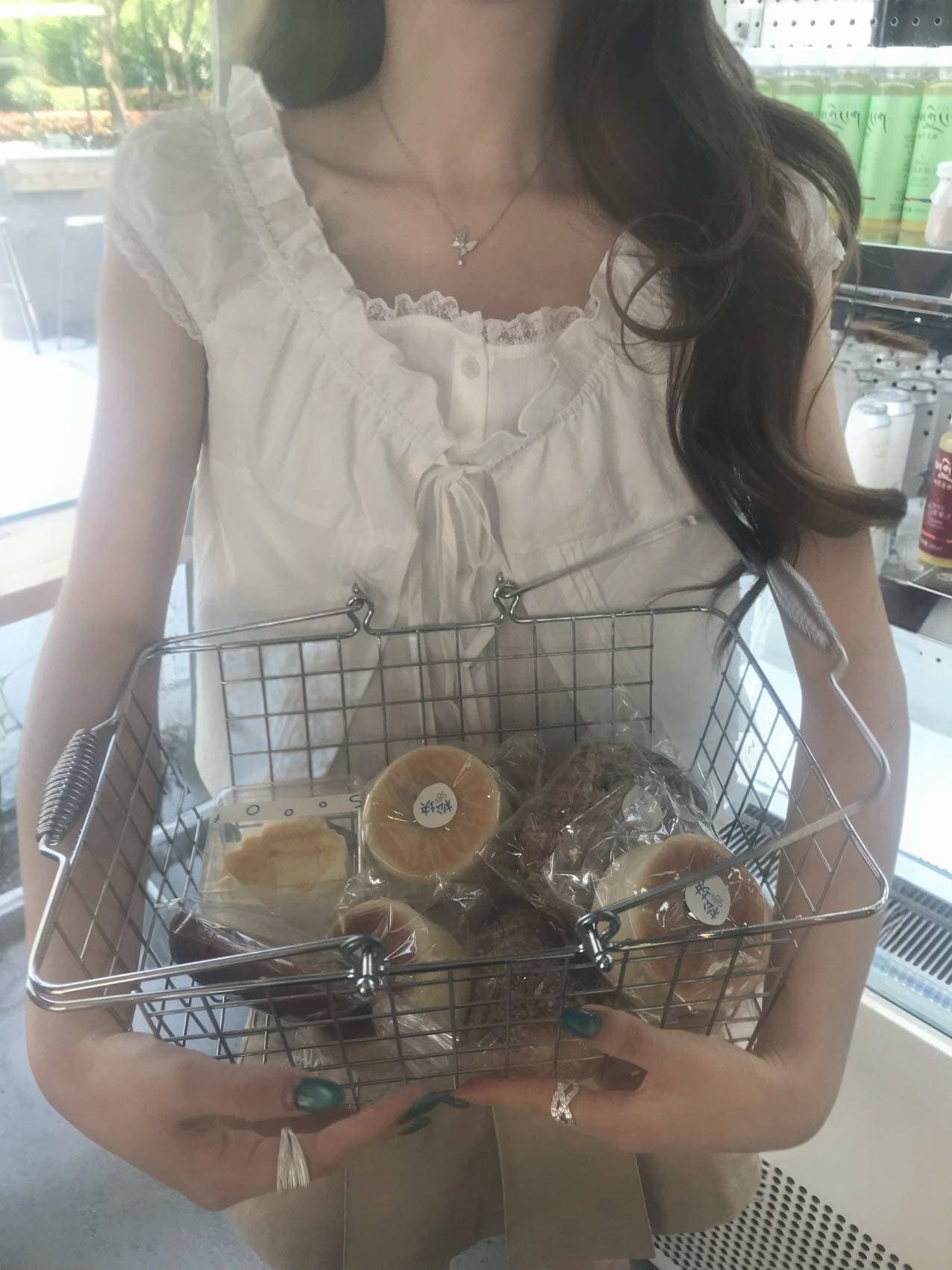 한국 절묘한 페이크 레이어드 레이스 칼라 스트랩 캐주얼 작은 셔츠 상세 이미지 7