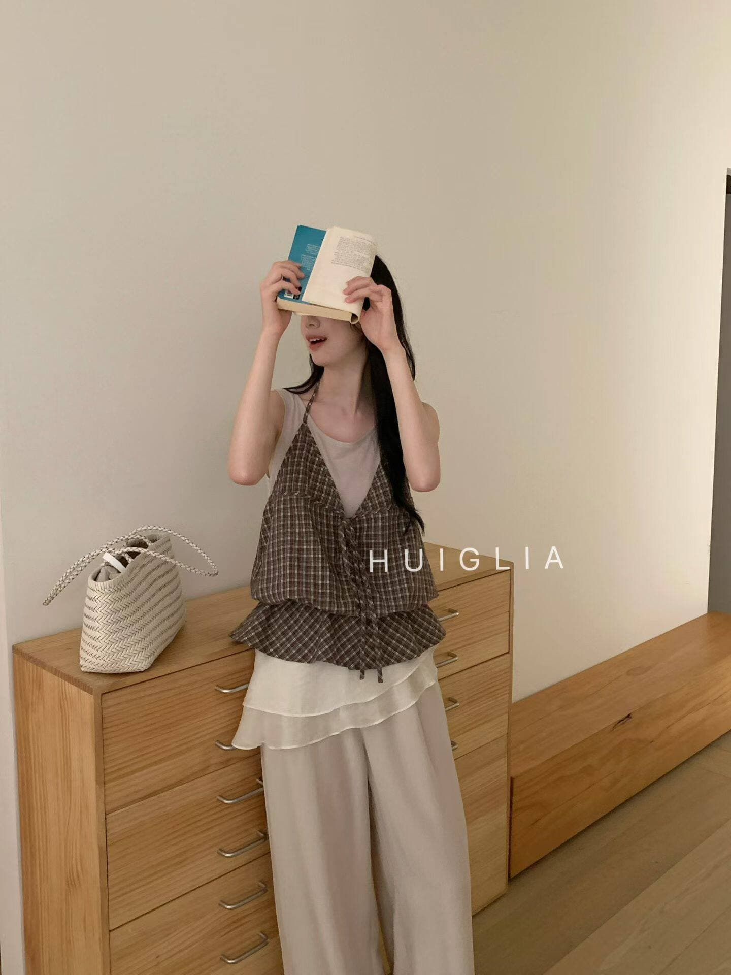 2026 한 부서 체크무늬 패치워크 민소매 조끼 여성 여름 디자인 센스 캐주얼 다용도 행침 목 맨위 상세 이미지 1