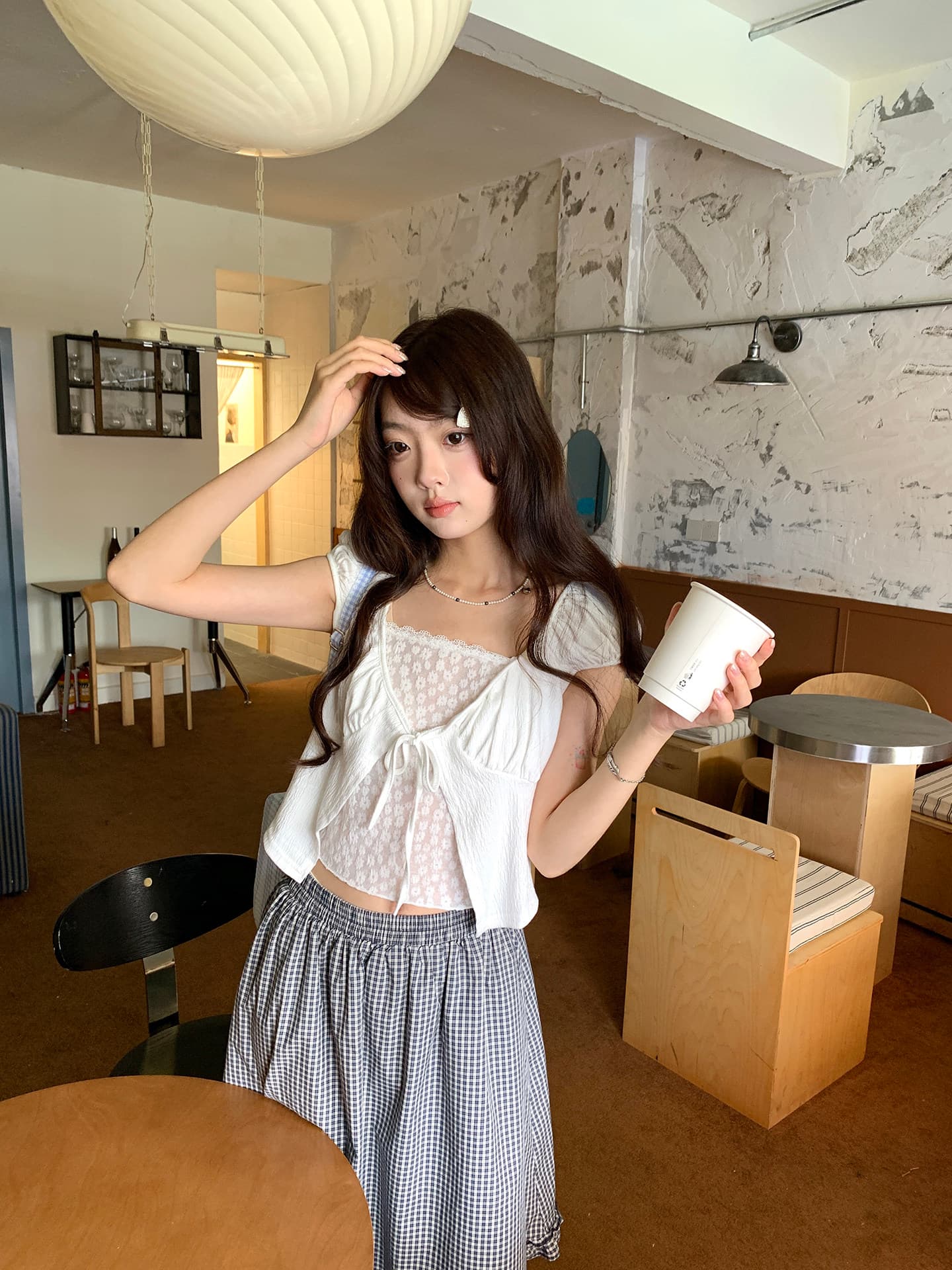 hollyii 한 부서 레이스 조각 광장 칼라 레이스업 거품 소매 페이크 레이어드 반팔 맨위 2026 여름 새로운 상세 이미지 4