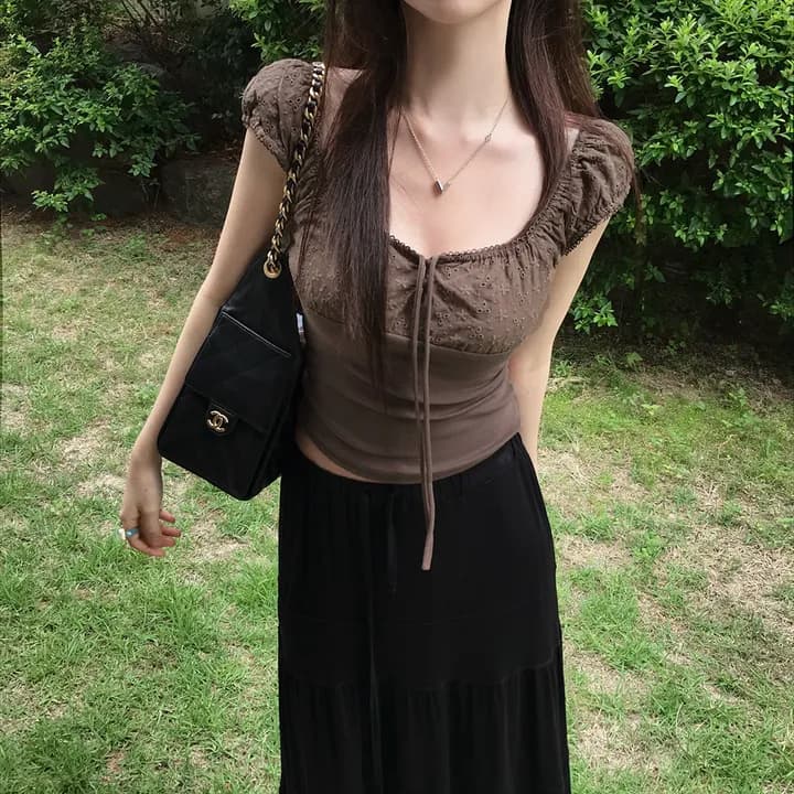 한국 chic 여름 홀로우 아웃 자수 패치워크 부서 벨트 측면 칼라 몸매 가꾸기 슬림해 보이는 다용도 거품 소매 반팔 티셔츠 여성 상세 이미지 31
