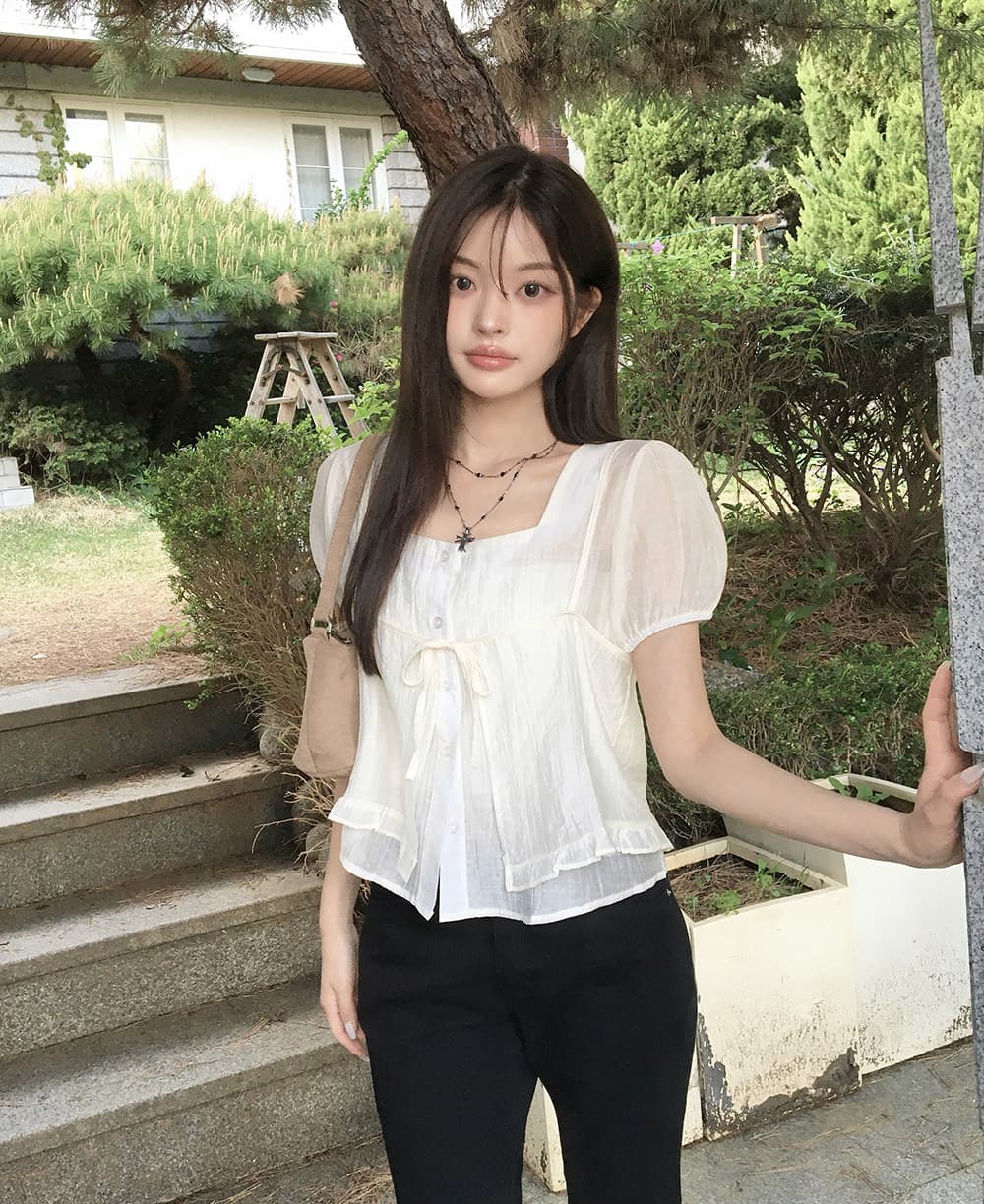 2026 년 여름 새로운 한 부서 패션 다용도 캐주얼 바람 페이크 레이어드 스트랩 리본 셔츠 맨위 여성 상세 이미지 9