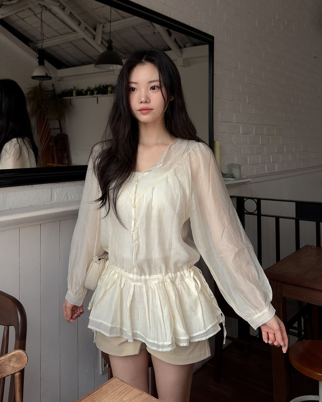 벌룬 소매 허리 수축 프릴 중간 길이 셔츠 쉬폰 블라우스 한국 스타일 chic 디자인 센스 패션 다용도 상세 이미지 15