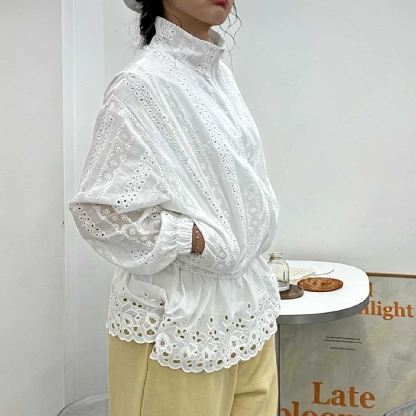 26 가을 새로운 한국 스타일 패션 자수 지퍼 스탠드 칼라 얇은 코트 재킷 이미지 2
