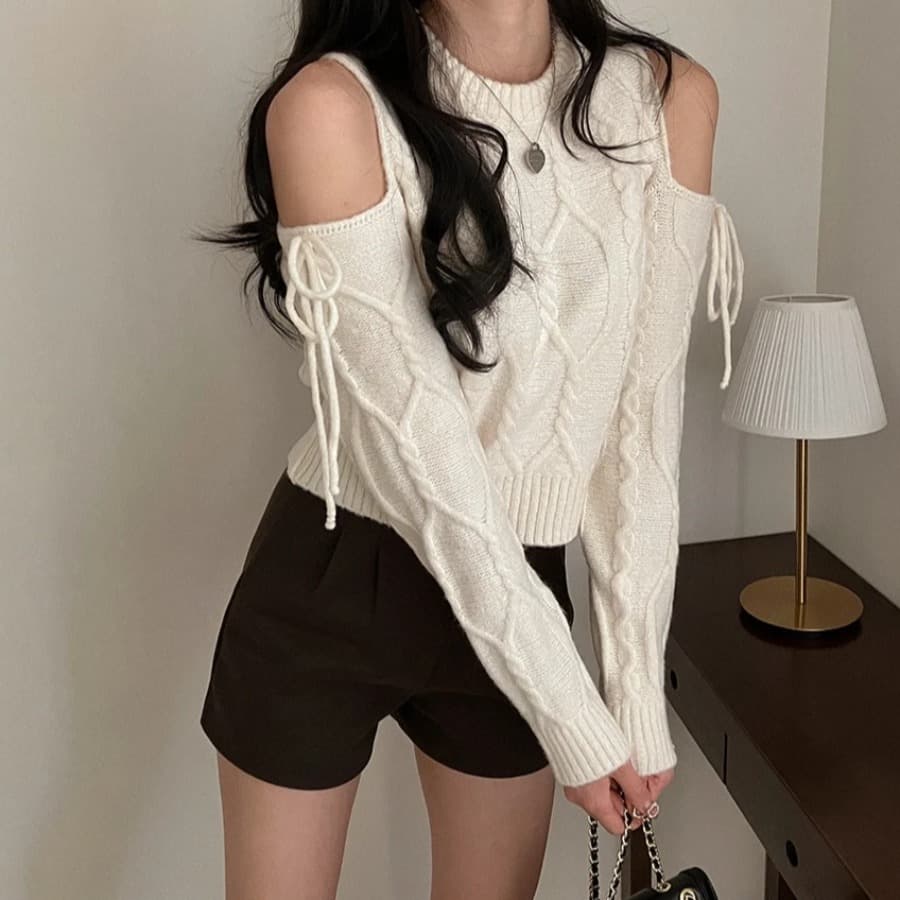 한국 chic 겨울 레트로 외국 가스 라운드 넥 홀로우 아웃 오프숄더 스트랩 디자인 루즈핏 다용도 긴팔 니트 스웨터 이미지 2