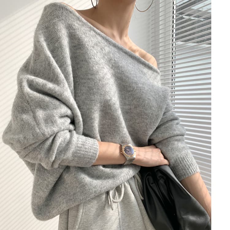 품격 디자이너 섹션 모헤어 스웨터 여자 오프숄더 보트넥 불규칙 맨위 루즈핏 느긋한 바람