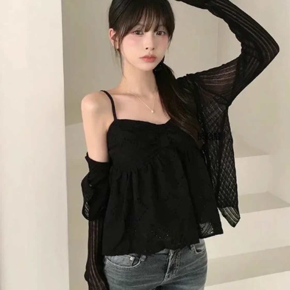 한국 chic 여름 루즈핏 다용도 단색 홀로우 아웃 자수 작은 슬링 조끼 여성 외출용 달콤함 Chic 맨위 이미지 3
