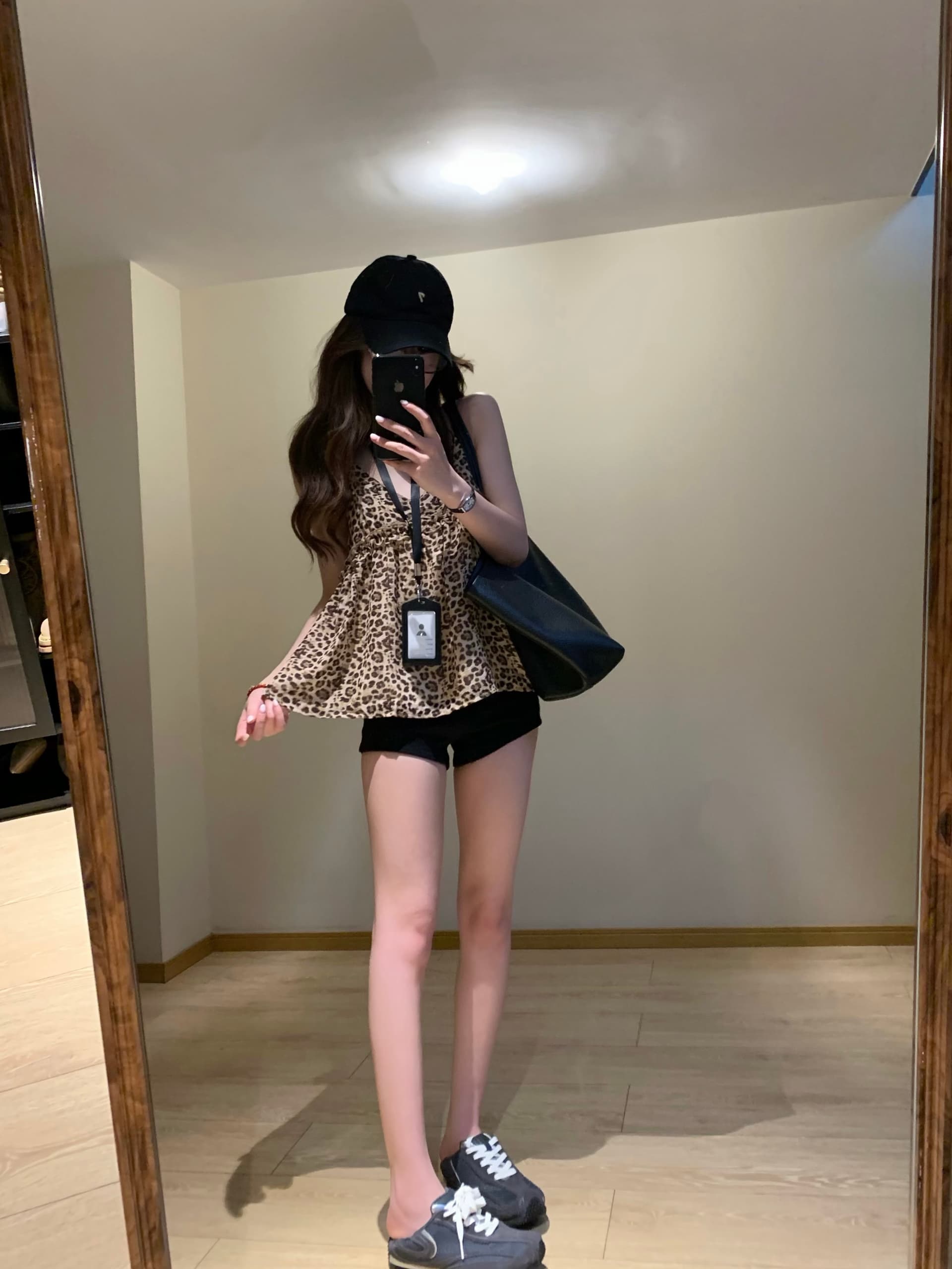 한국 동대문 2026 여름 새로운 한 부서 디자인 센스 레오파드 무늬 캐미솔 작은 대중 스택 착용 맨위 트렌디 상세 이미지 13