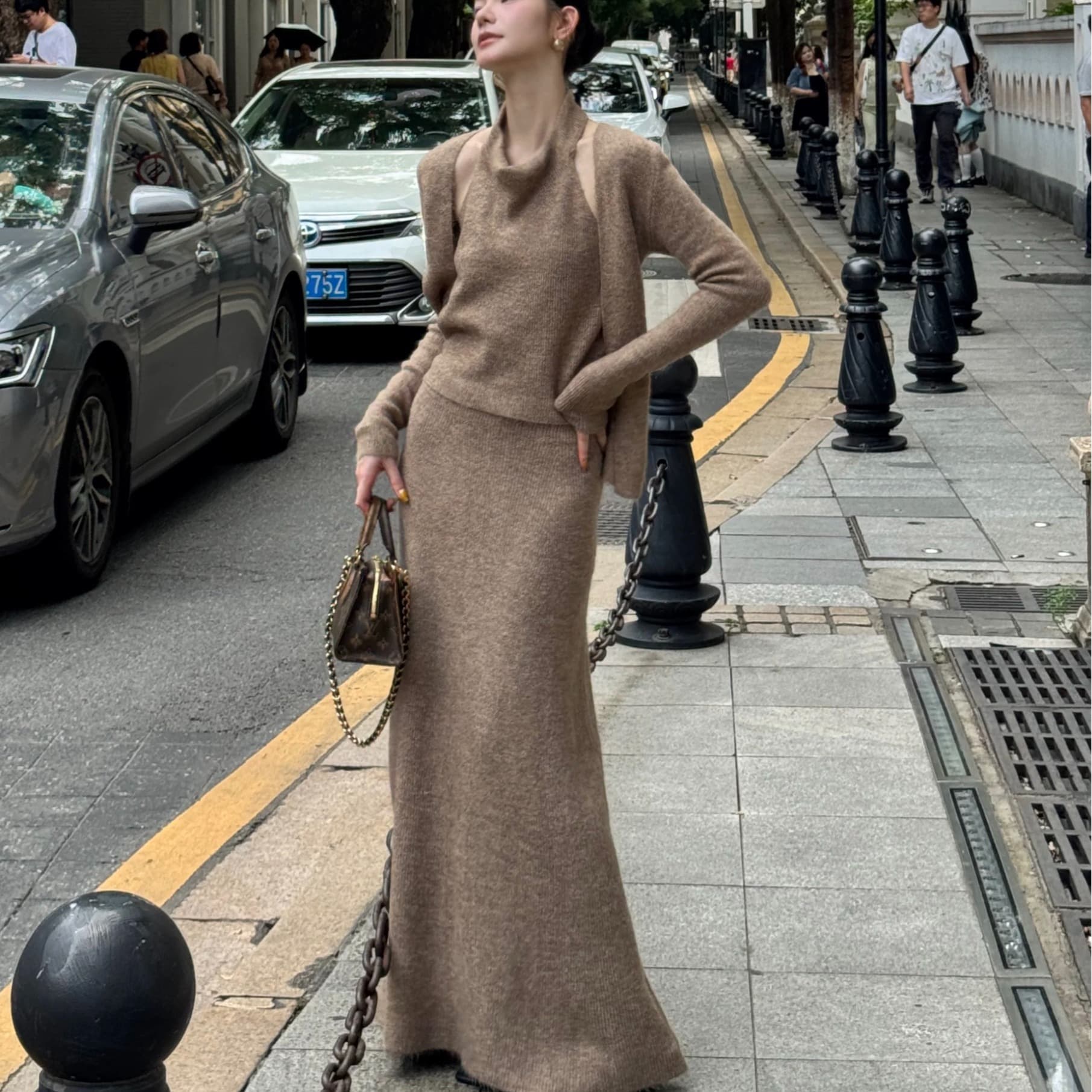 항구 바람 패션 품격 가을 착용 가져 가라. 전체 집합 페이크 레이어드 니트 행침 목 맨위 반신 스커트 투피스 슈트 여성