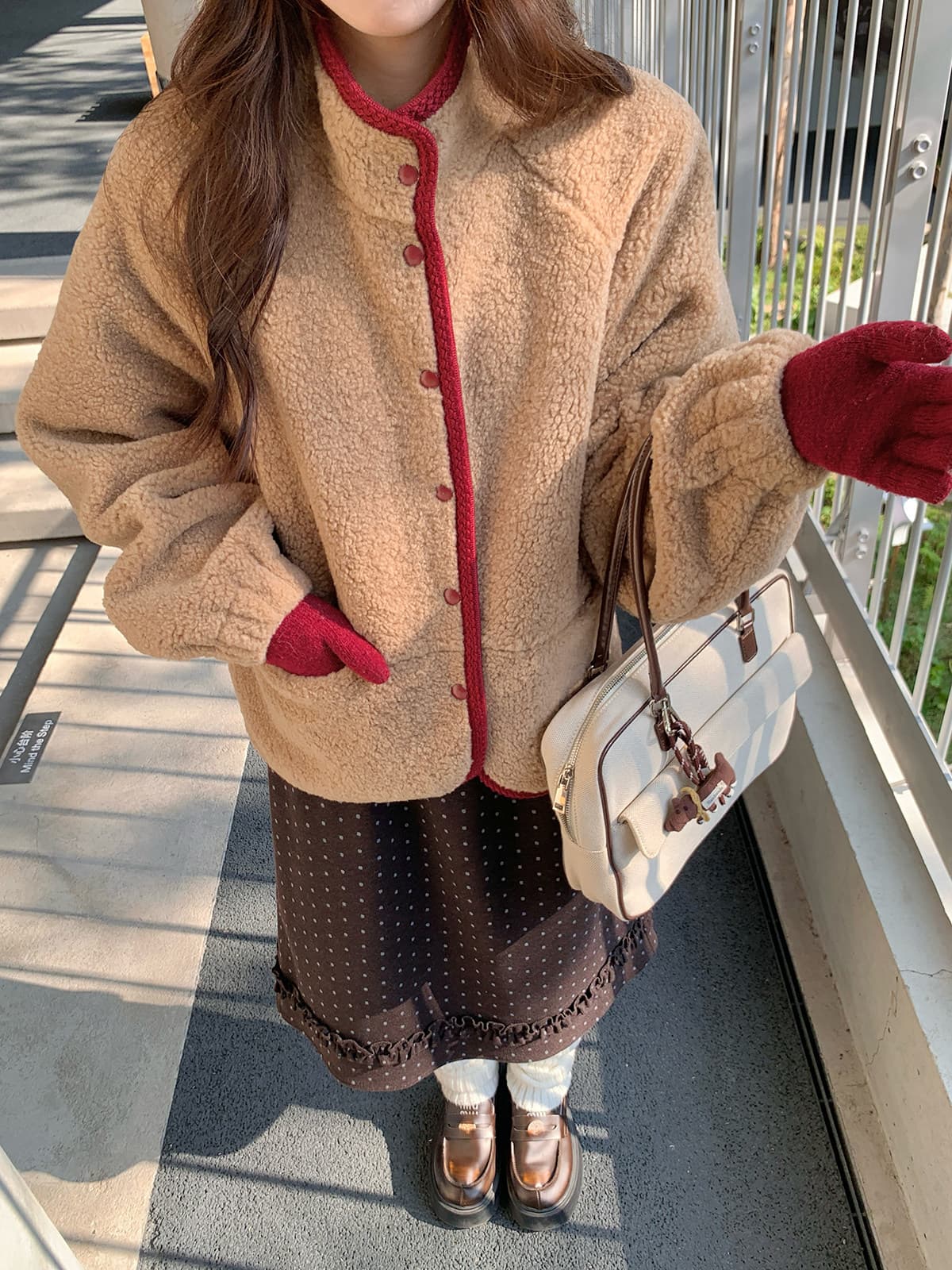 다우 시시 토끼 폴로 칼라 양털 여성 코트 피모 하나 한 부서 품격 보온 면 의류 루즈핏 다용도 맨위 상세 이미지 2