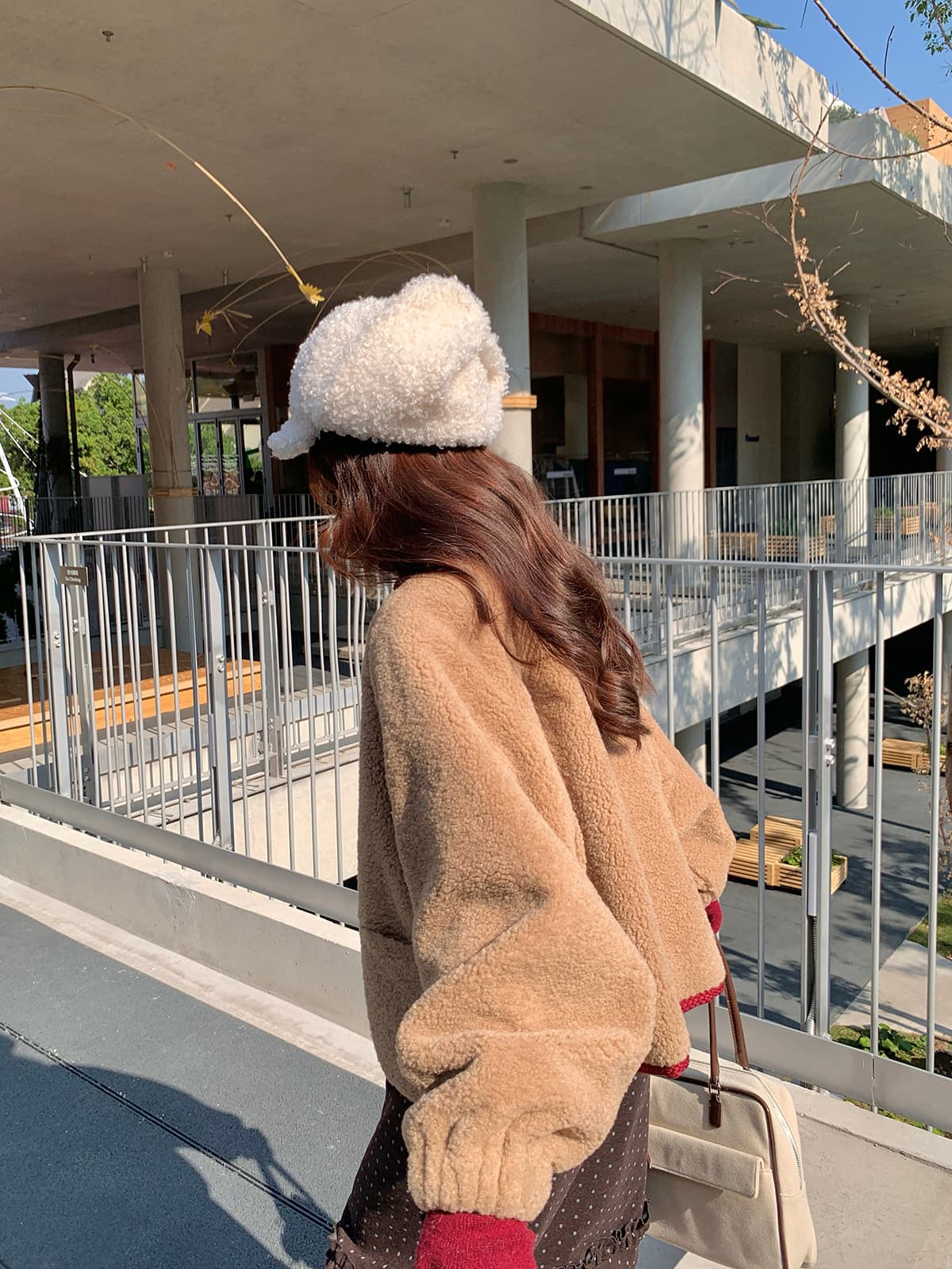 다우 시시 토끼 폴로 칼라 양털 여성 코트 피모 하나 한 부서 품격 보온 면 의류 루즈핏 다용도 맨위 상세 이미지 5