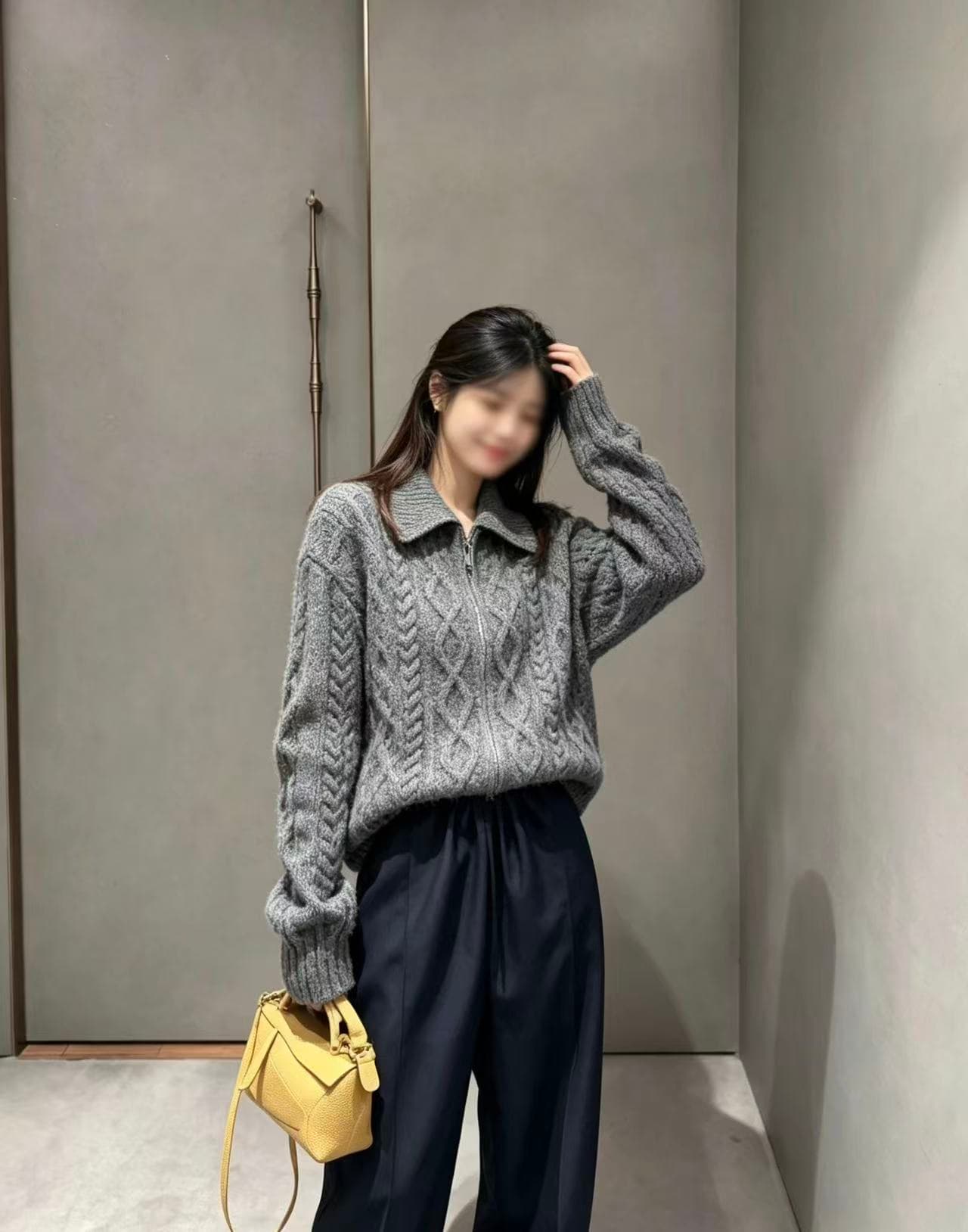 한 부서 착용 가져 가라. 2026 새로운 가을 겨울철 니트 레트로 폴로 칼라 지퍼 여성 코트 루즈핏 느긋한 긴팔 맨위 상세 이미지 1