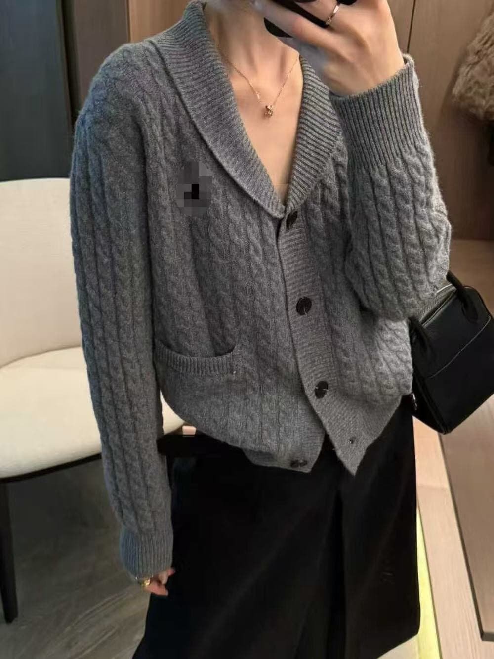 한 부서 레트로 V넥 긴팔 스웨터 여성 코트 가을 겨울 캐주얼 디자인 센스 루즈핏 느긋한 슬림해 보이는 오픈 가디건 맨위 상세 이미지 3