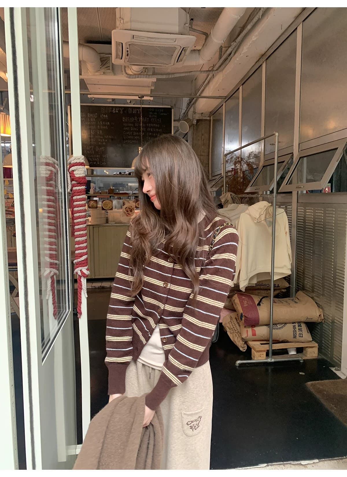 안녕하세요. 대포 레트로 배색 스트라이프 니트 오픈 가디건 여성 봄 가을 2026 새로운 느슨함 센스 캐주얼 슬림해 보이는 맨위 상세 이미지 42