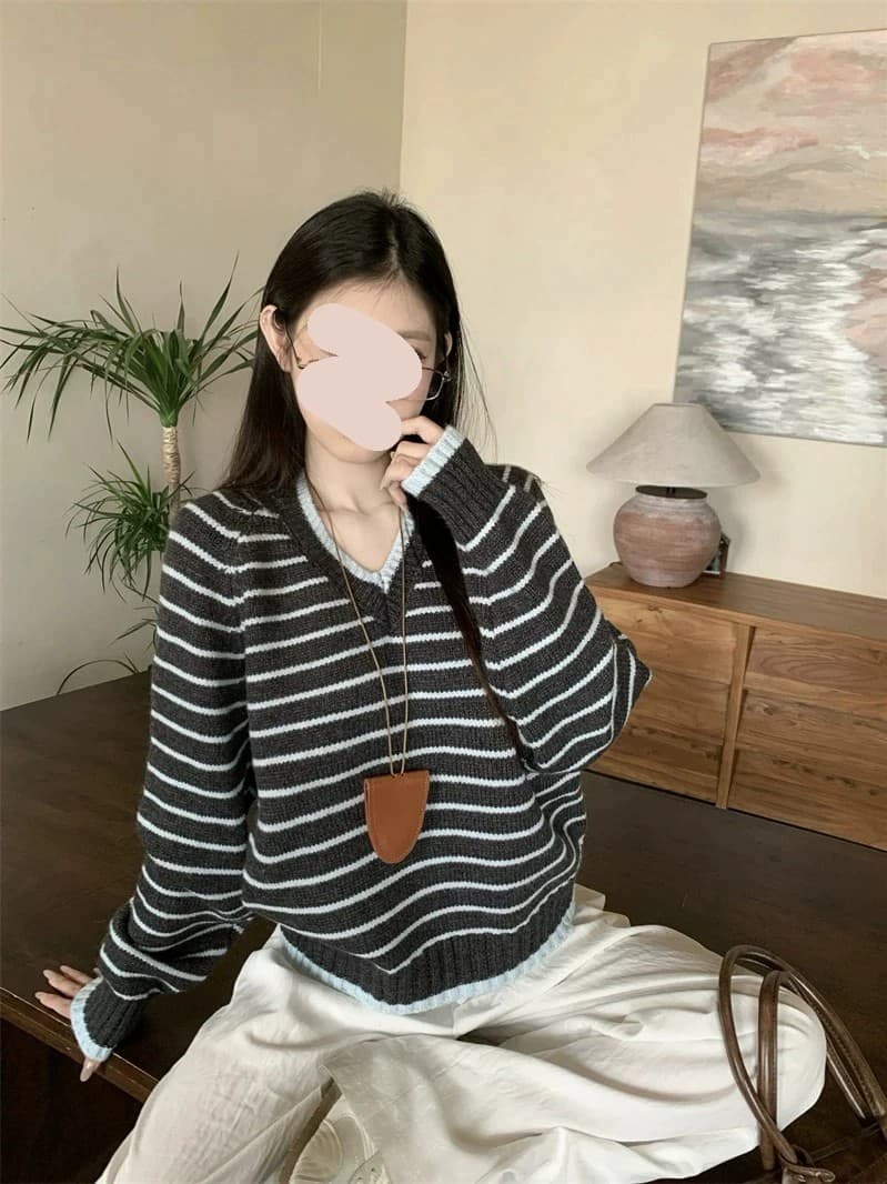 레트로 느긋한 바람 V넥 스트라이프 스웨터 여자 봄 가을 착용 가져 가라. 외출용 인사이드 가져 가라. 니트 맨위 이미지 2