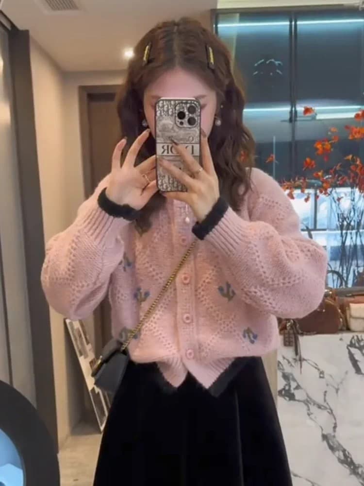 작은 샤넬 스타일 핑크색 라운드 넥 꽃 자수 오픈 가디건 스웨터 여자 가을 겨울철 두꺼운 루즈핏 느긋한 바람 니트 재킷 이미지 2
