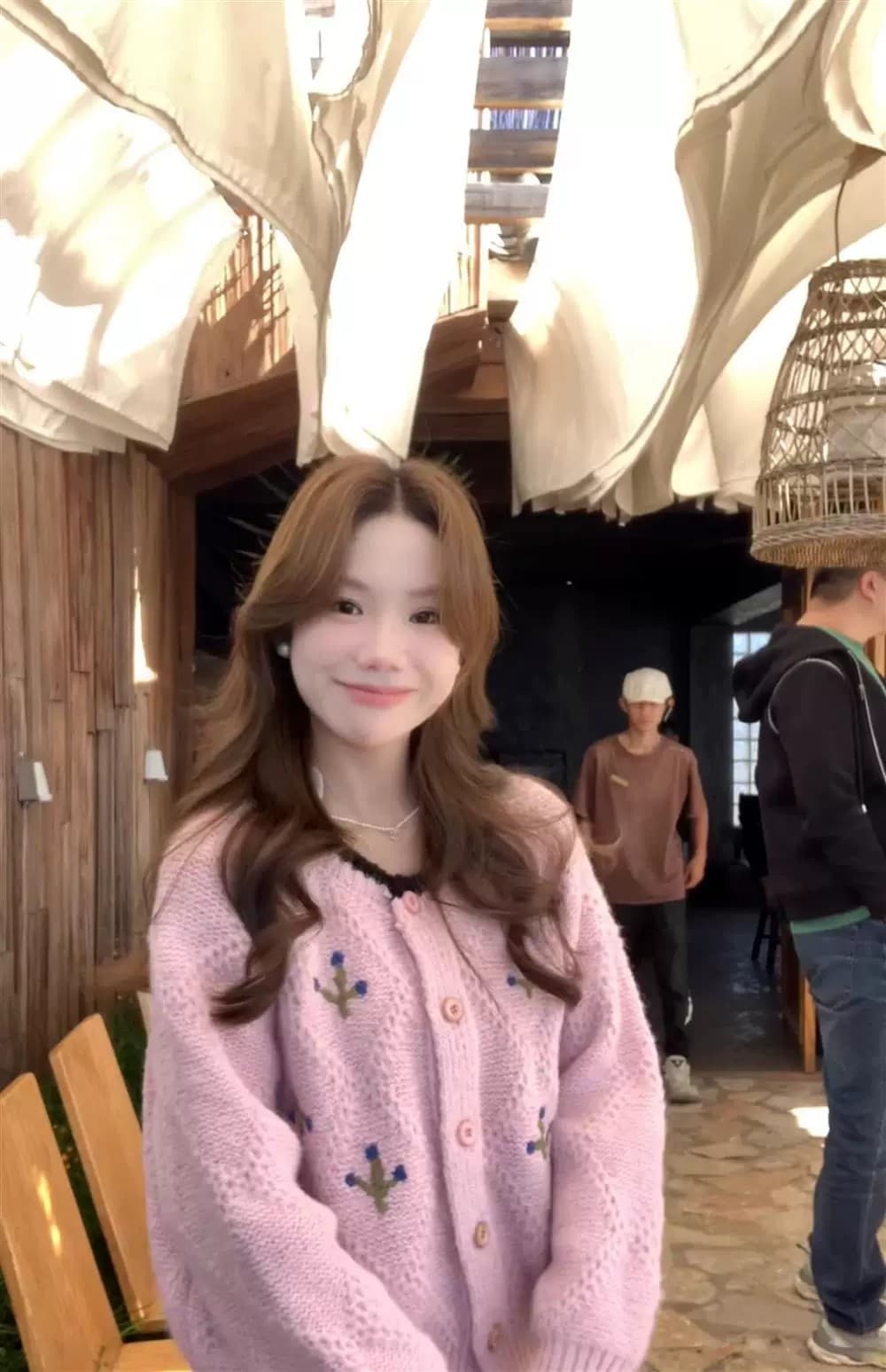 슈퍼 잘 생긴 한 부서 디자인 센스 핑크색 스웨터 여성 코트 가을 겨울철 두꺼운 배색 무거운 작업 자수 니트 오픈 가디건 상세 이미지 10