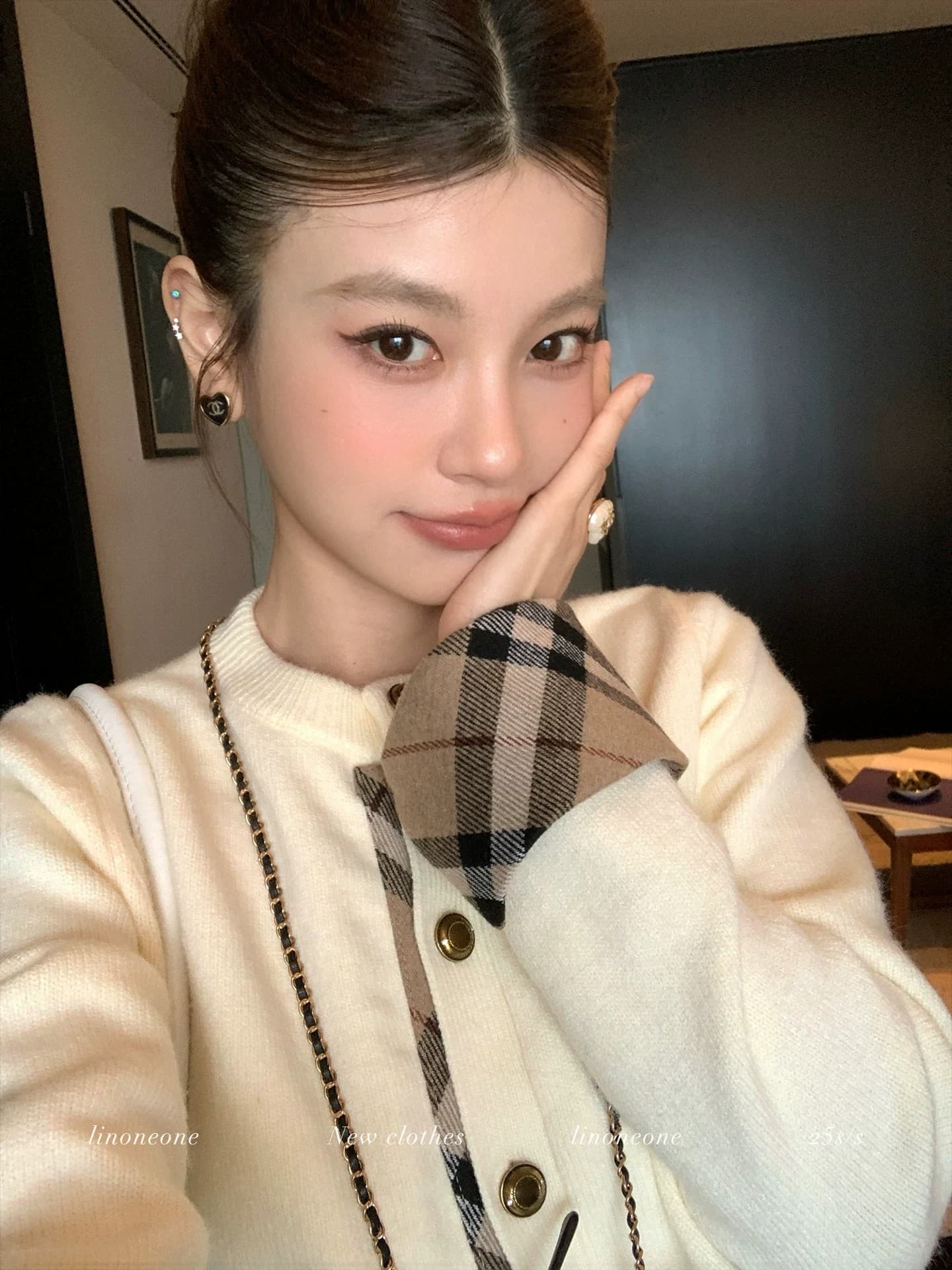 우유 커피 학원 한 부서 쌀 화이트 패치워크 페이크 레이어드 디자인 센스 스웨터 오픈 가디건 카키 체크무늬 이미지 3