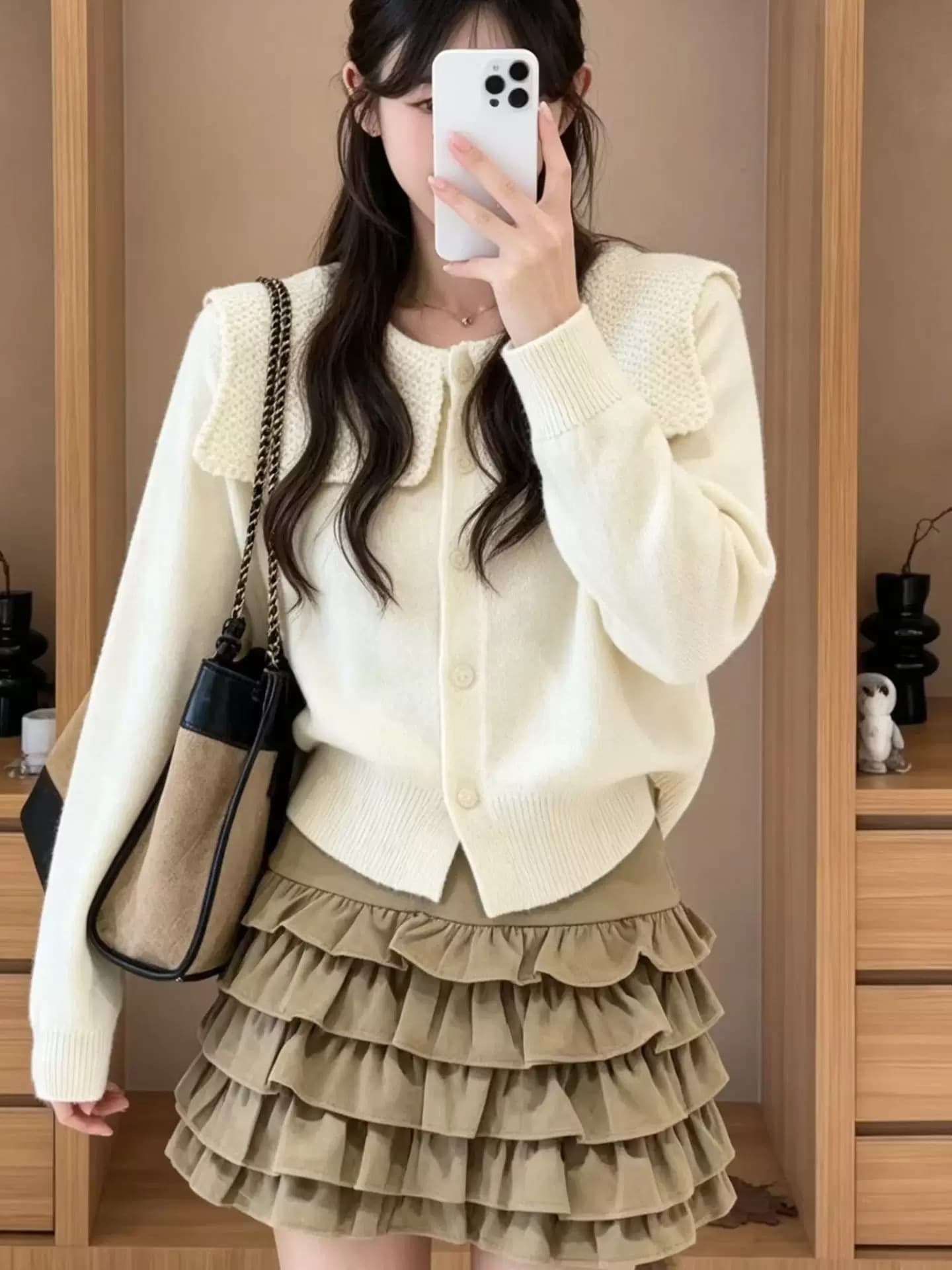 부드러운 찹쌀 새로운 폴로 칼라 스웨터 여자 가을 겨울 작은 샤넬 스타일 품격 귀여운 연령 감소 니트 오픈 가디건 외국 가스 봄 가을 맨위 이미지 2